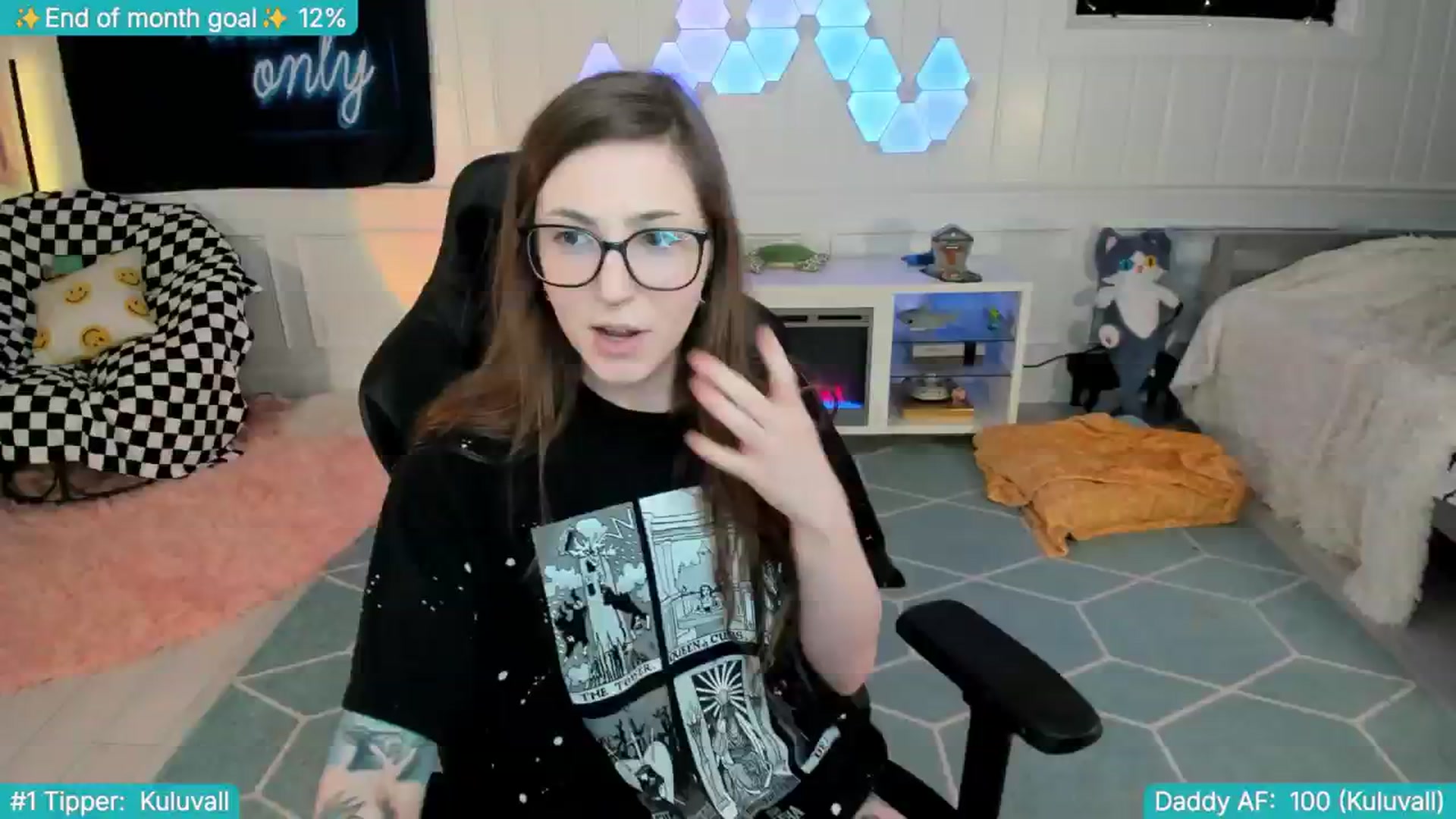 Gallery image thumbnail from TheSharkQueen's myfreecams stream on, 04/30/2025, 06:31 image 2 of 20