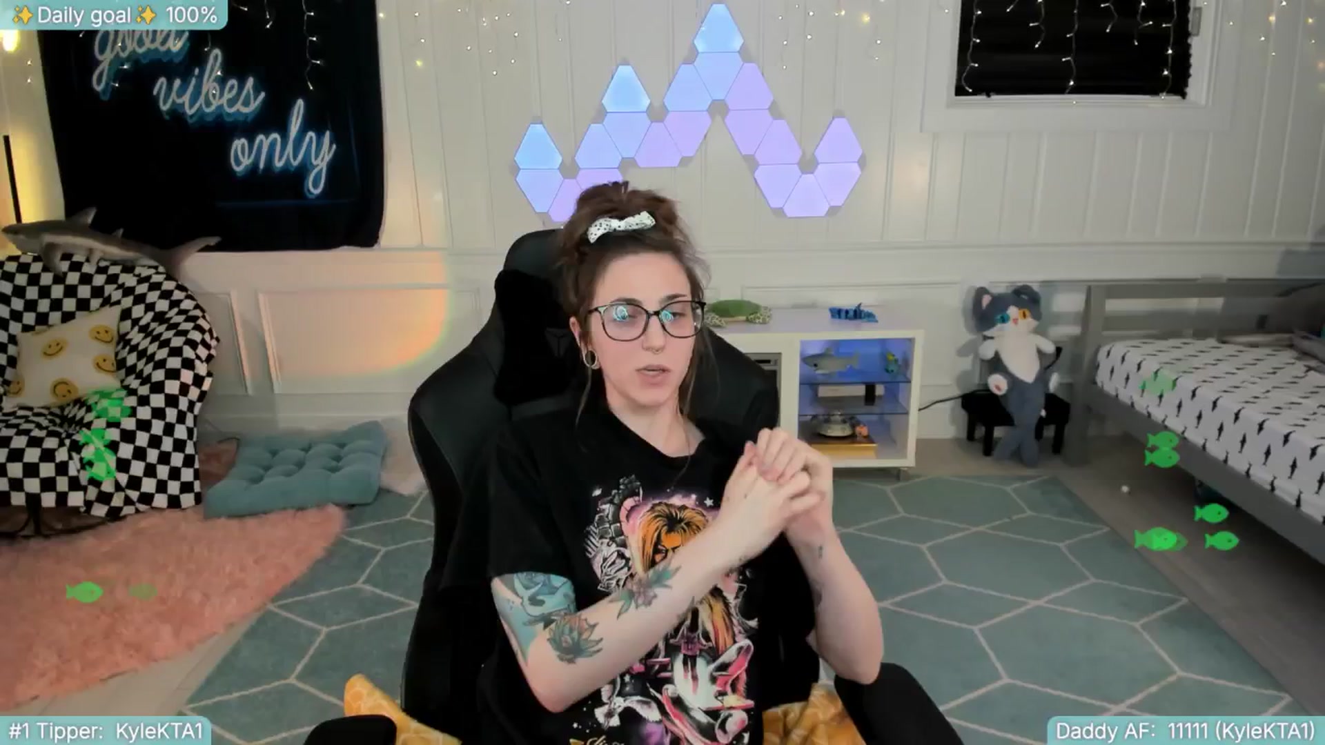 Gallery image thumbnail from TheSharkQueen's myfreecams stream on, 05/10/2025, 08:19 image 20 of 20