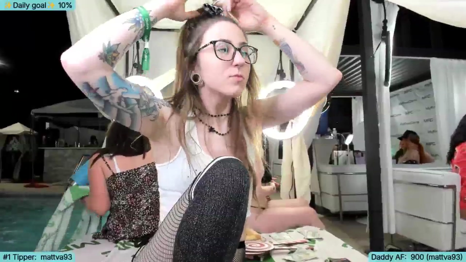 Gallery image thumbnail from TheSharkQueen's myfreecams stream on, 05/22/2025, 04:25 image 20 of 20