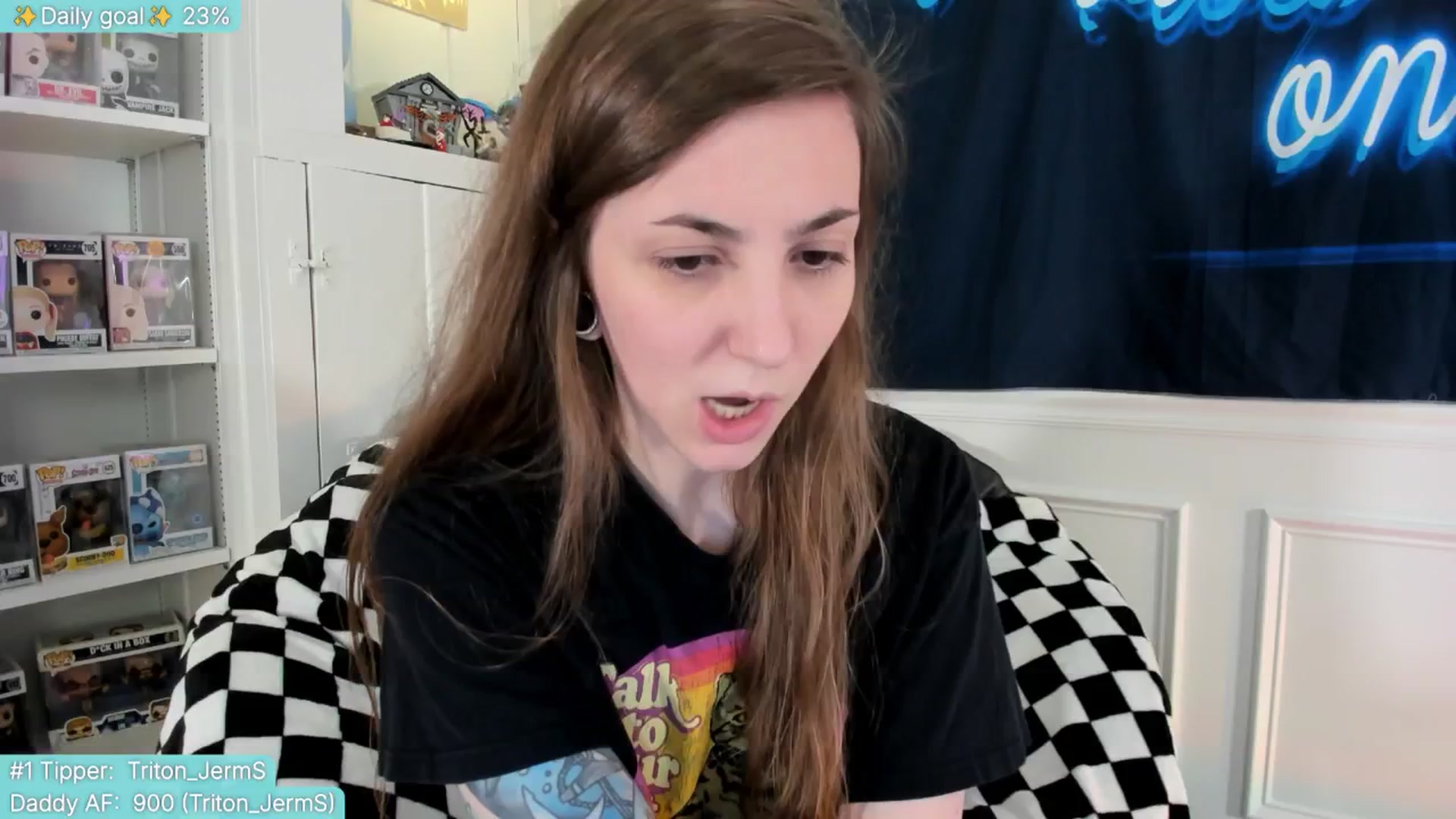 Gallery image thumbnail from TheSharkQueen's myfreecams stream on, 05/30/2025, 04:38 image 13 of 20