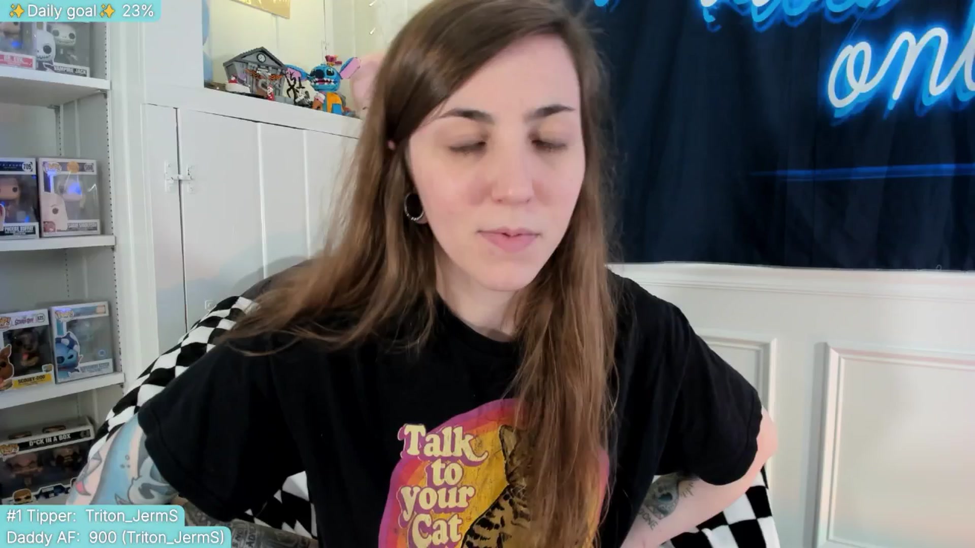 Gallery image thumbnail from TheSharkQueen's myfreecams stream on, 05/30/2025, 04:38 image 15 of 20