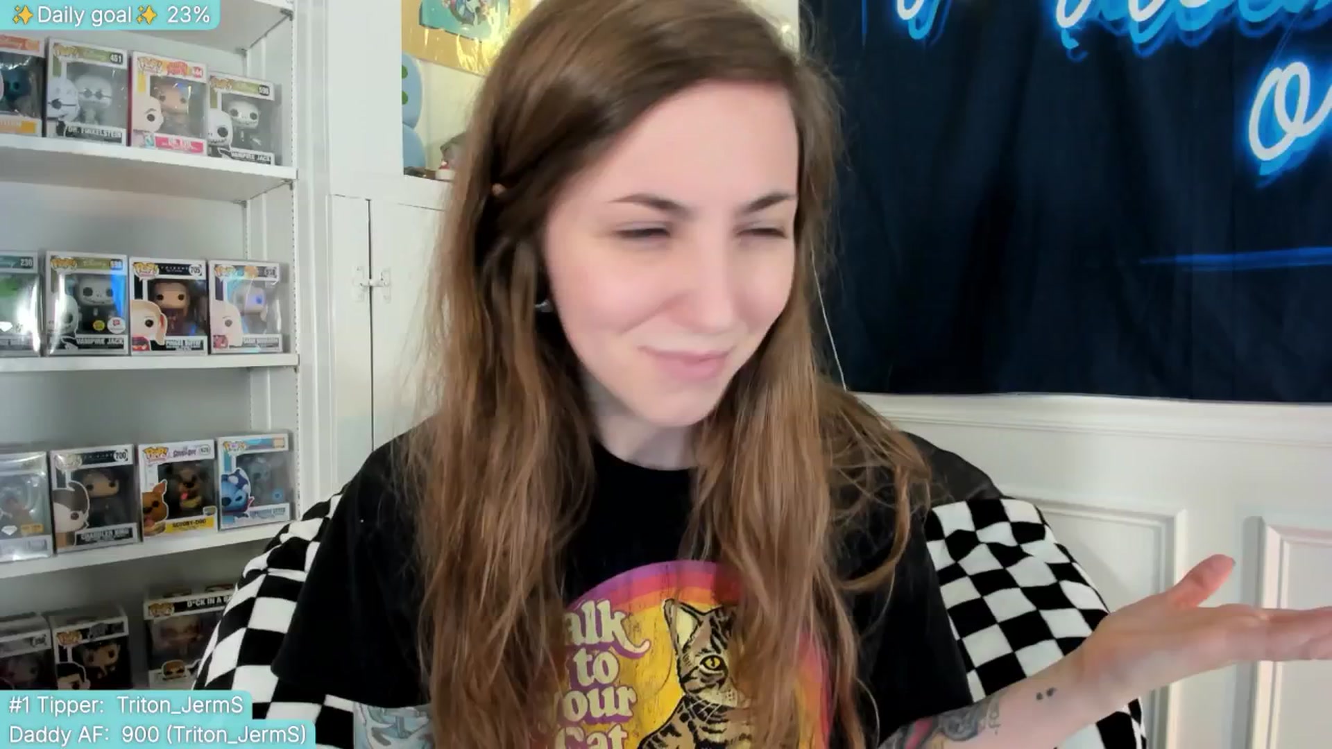 Gallery image thumbnail from TheSharkQueen's myfreecams stream on, 05/30/2025, 04:38 image 7 of 20