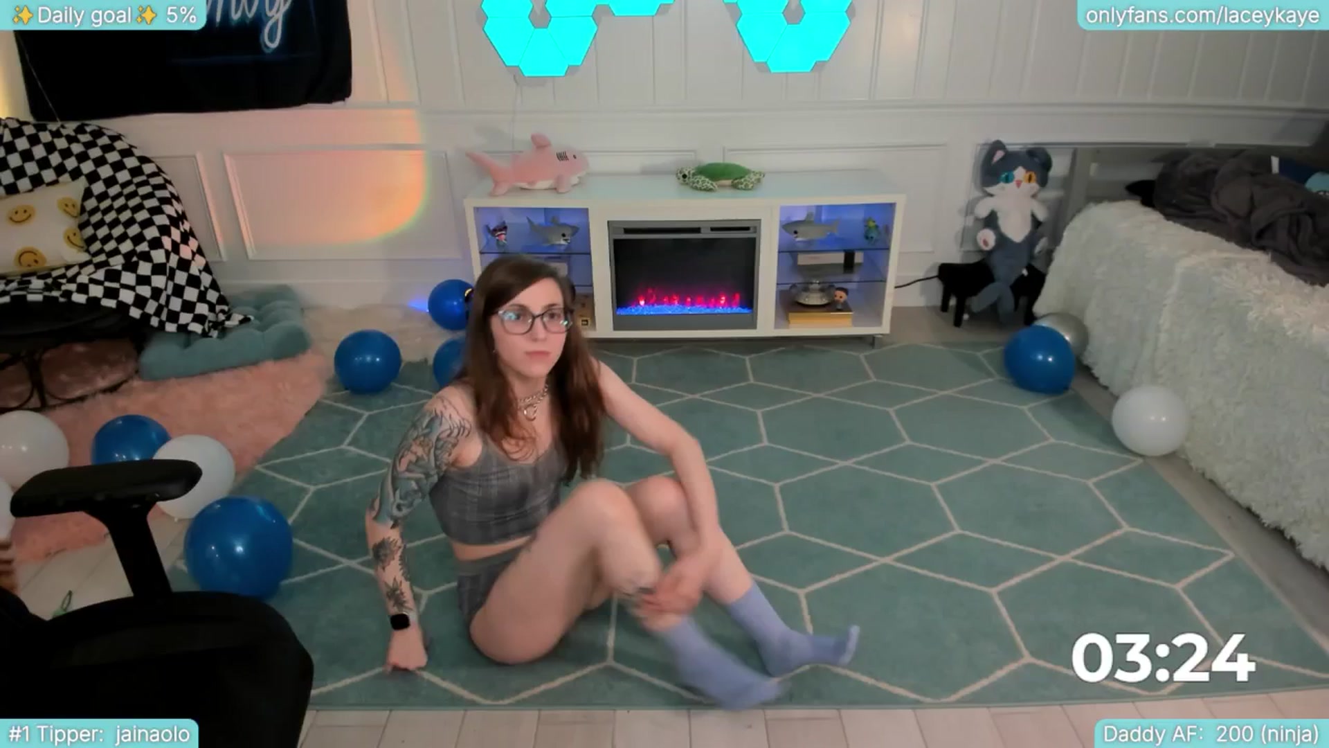 Gallery image thumbnail from TheSharkQueen's myfreecams stream on, 06/07/2025, 03:23 image 20 of 20