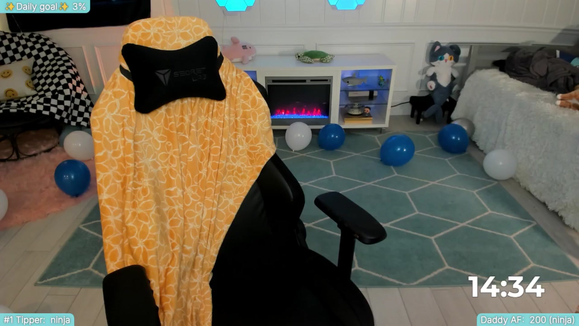 Gallery image thumbnail from TheSharkQueen's myfreecams stream on, 06/07/2025, 03:23 image 14 of 20