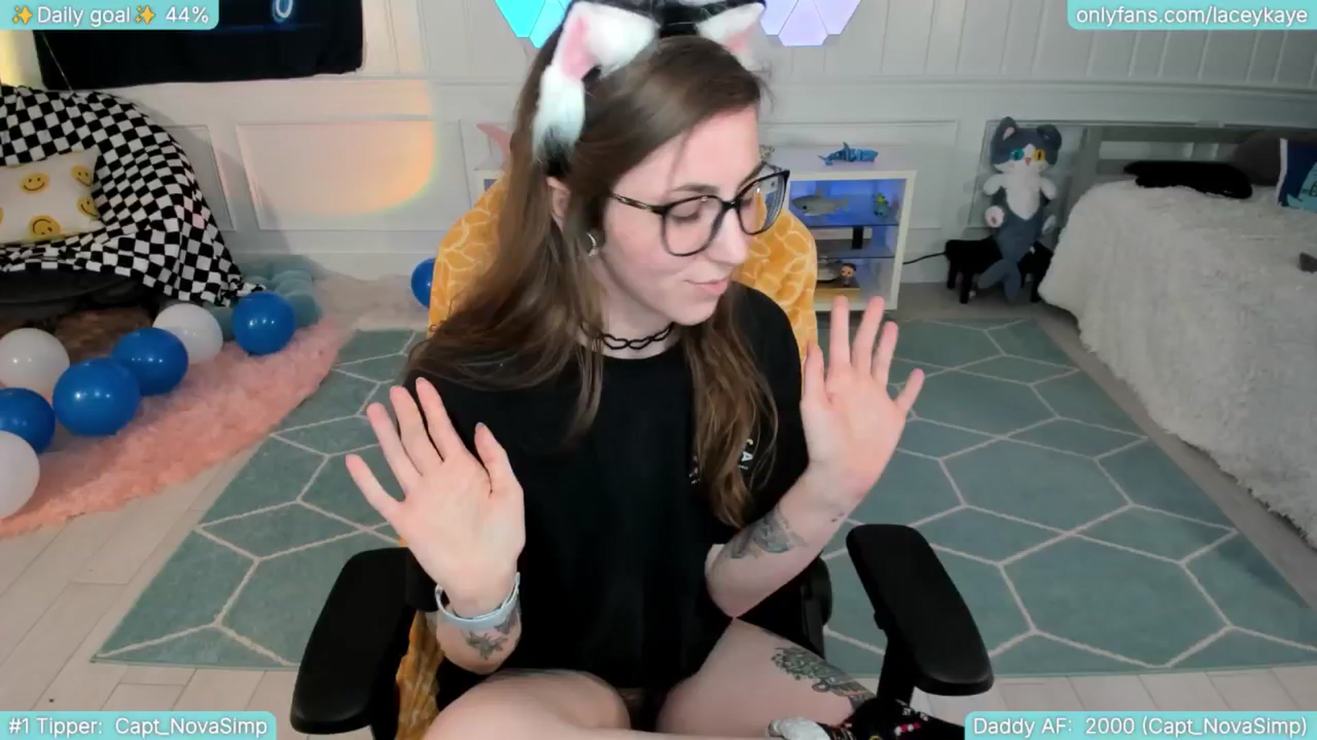 Gallery image thumbnail from TheSharkQueen's myfreecams stream on, 06/08/2025, 07:31 image 12 of 20