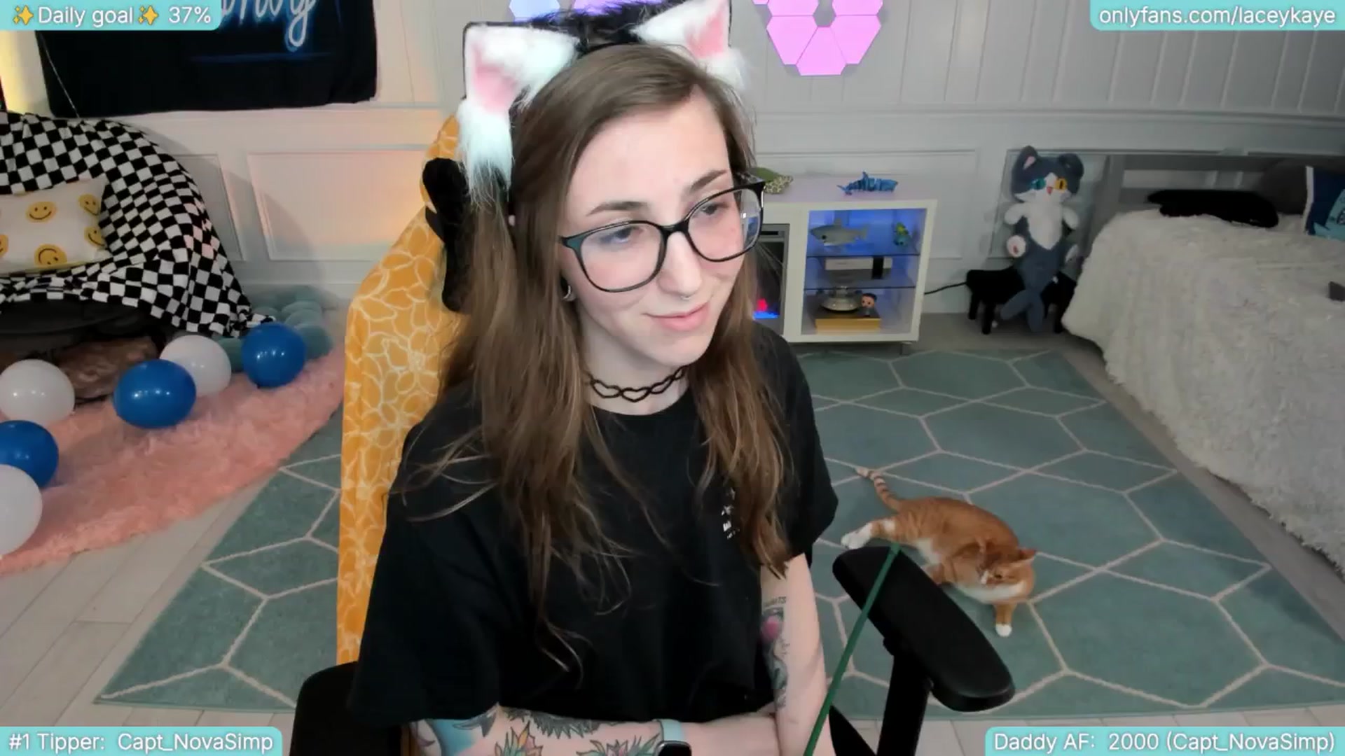 Gallery image thumbnail from TheSharkQueen's myfreecams stream on, 06/08/2025, 07:31 image 4 of 20