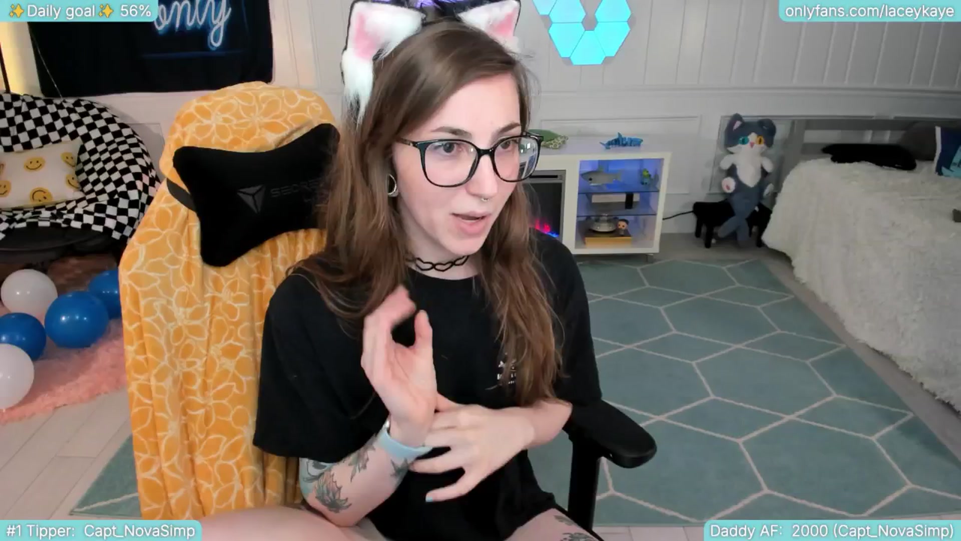 Gallery image thumbnail from TheSharkQueen's myfreecams stream on, 06/08/2025, 07:31 image 19 of 20