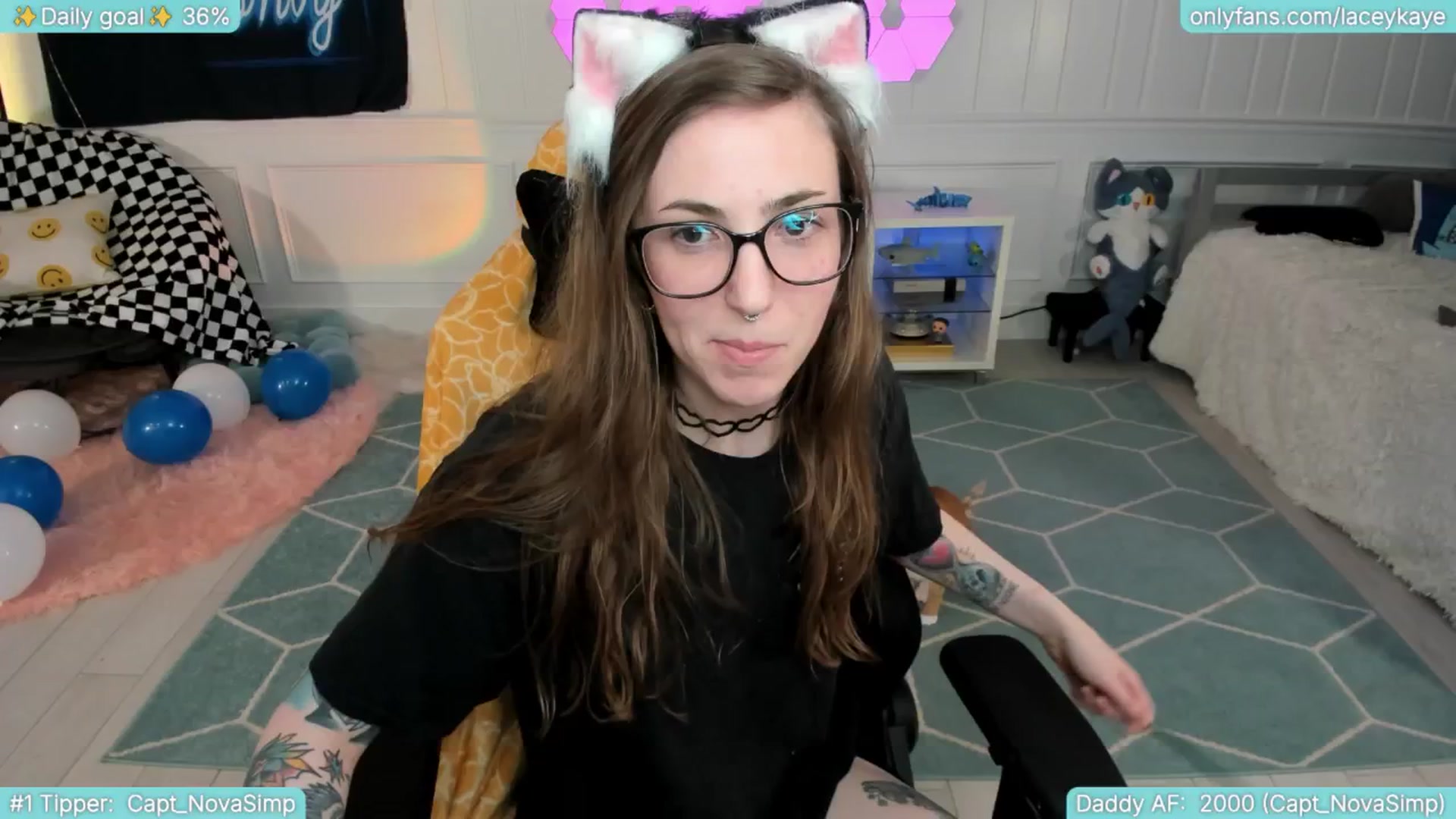 Gallery image thumbnail from TheSharkQueen's myfreecams stream on, 06/08/2025, 07:31 image 2 of 20