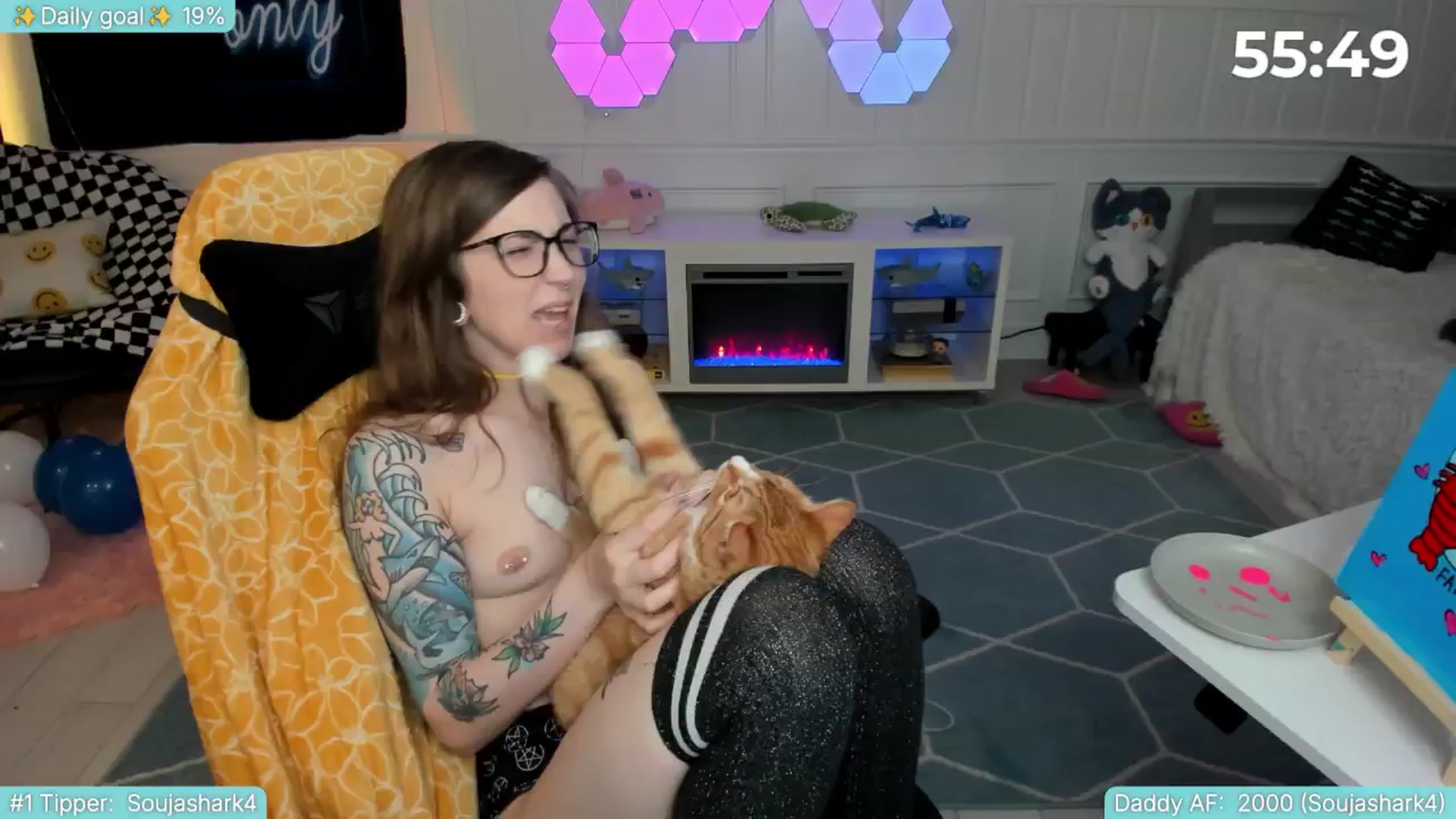 Gallery image thumbnail from TheSharkQueen's myfreecams stream on, 06/11/2025, 03:19 image 11 of 20