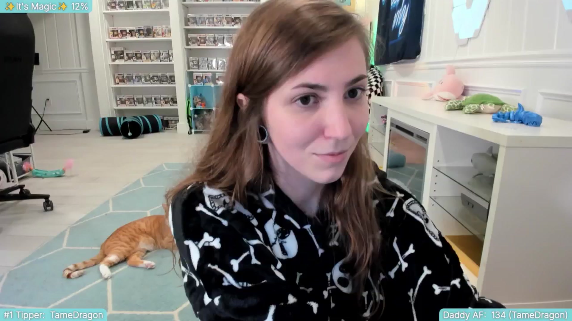 Gallery image thumbnail from TheSharkQueen's myfreecams stream on, 06/19/2025, 04:57 image 8 of 20