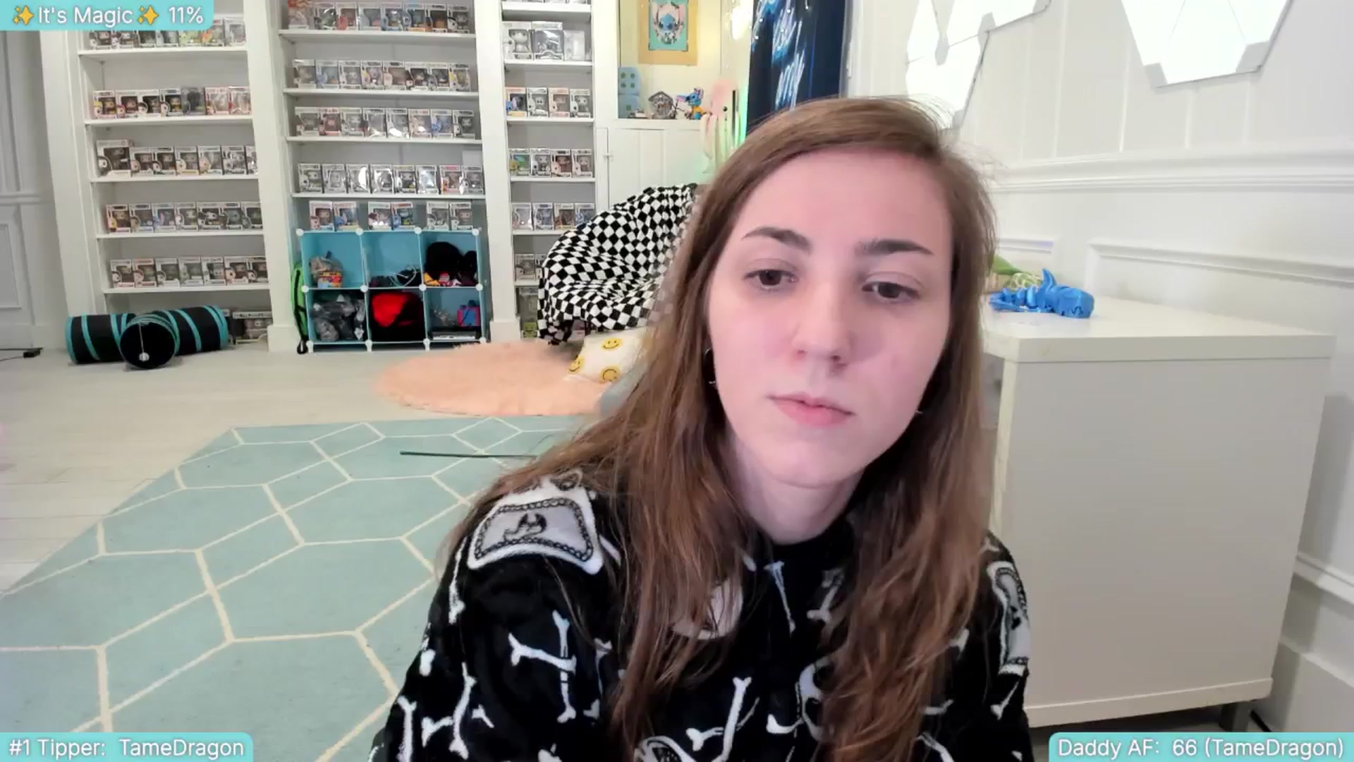 Gallery image thumbnail from TheSharkQueen's myfreecams stream on, 06/19/2025, 04:57 image 1 of 20