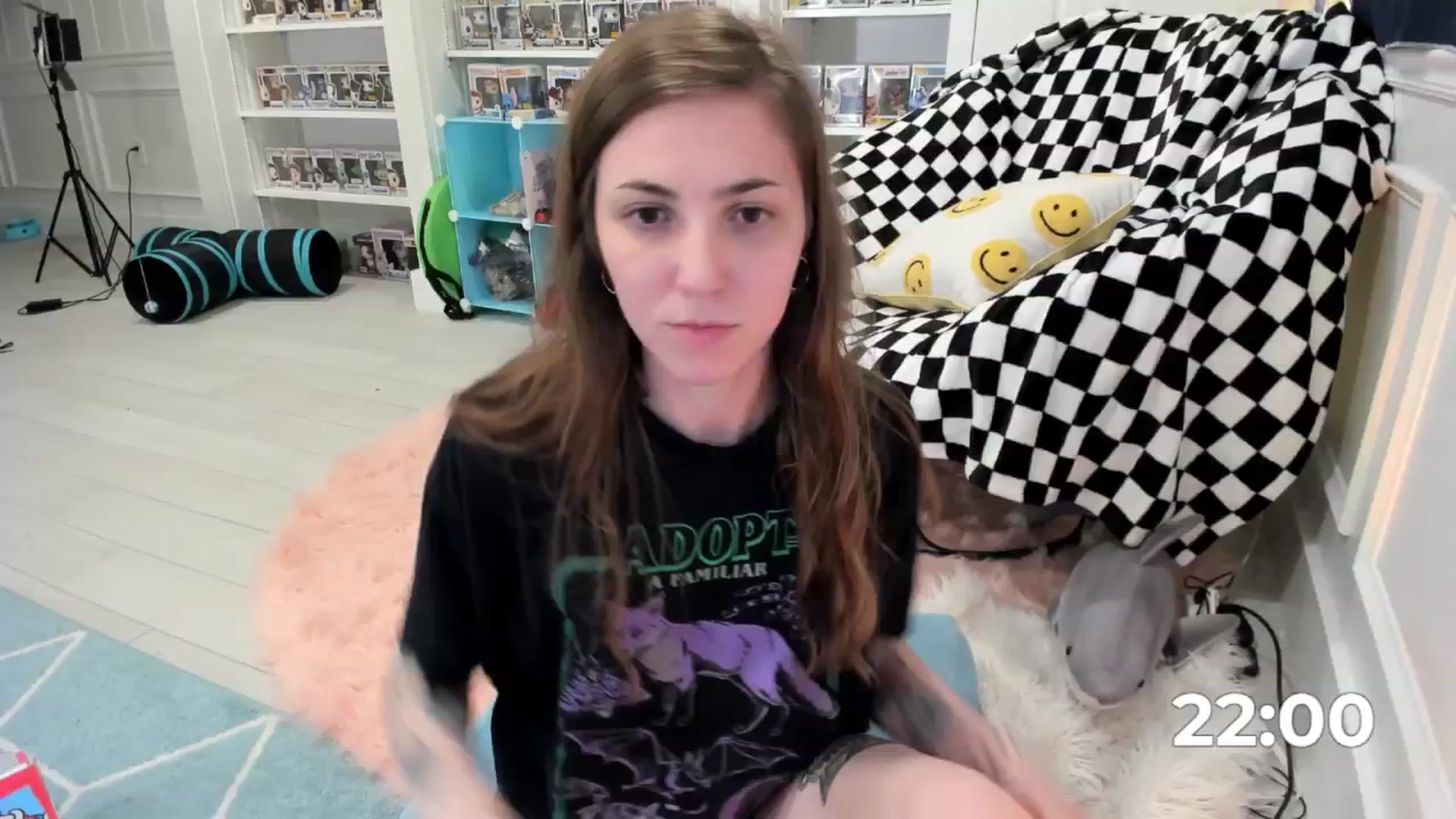 Gallery image thumbnail from TheSharkQueen's myfreecams stream on, 06/26/2025, 08:24 image 12 of 20