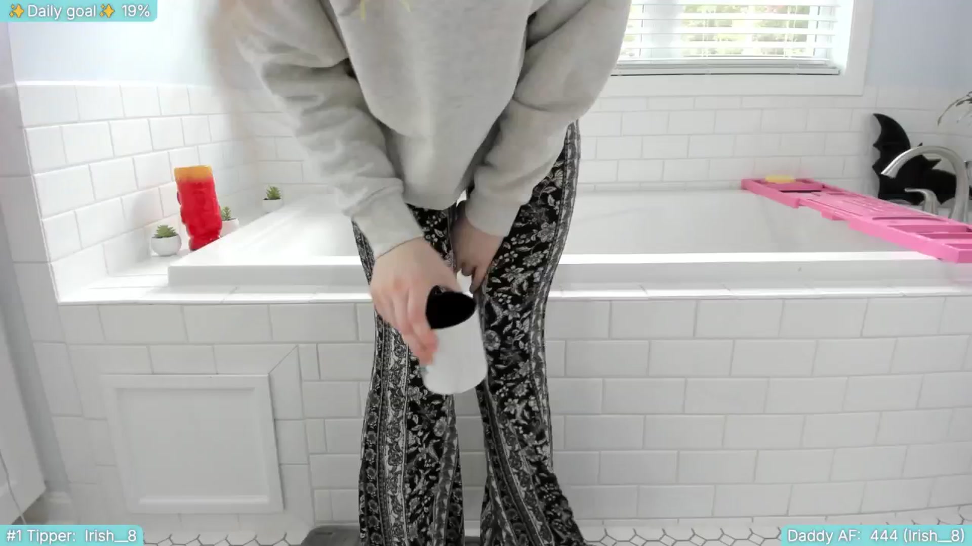 Gallery image thumbnail from TheSharkQueen's myfreecams stream on, 07/12/2025, 20:49 image 13 of 20