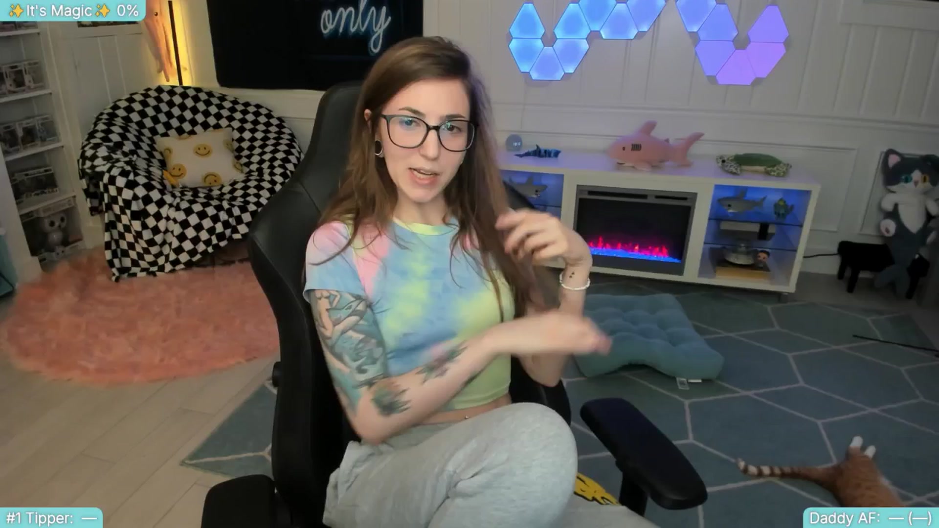 Gallery image thumbnail from TheSharkQueen's myfreecams stream on, 07/16/2025, 02:22 image 11 of 20