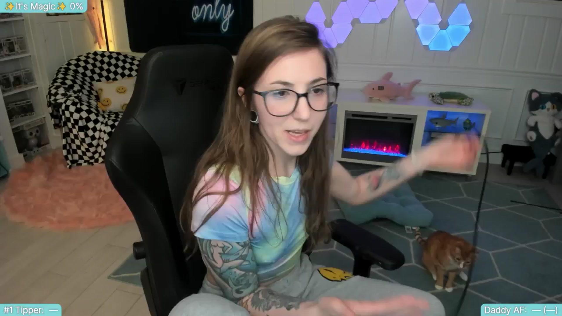 Gallery image thumbnail from TheSharkQueen's myfreecams stream on, 07/16/2025, 02:22 image 15 of 20