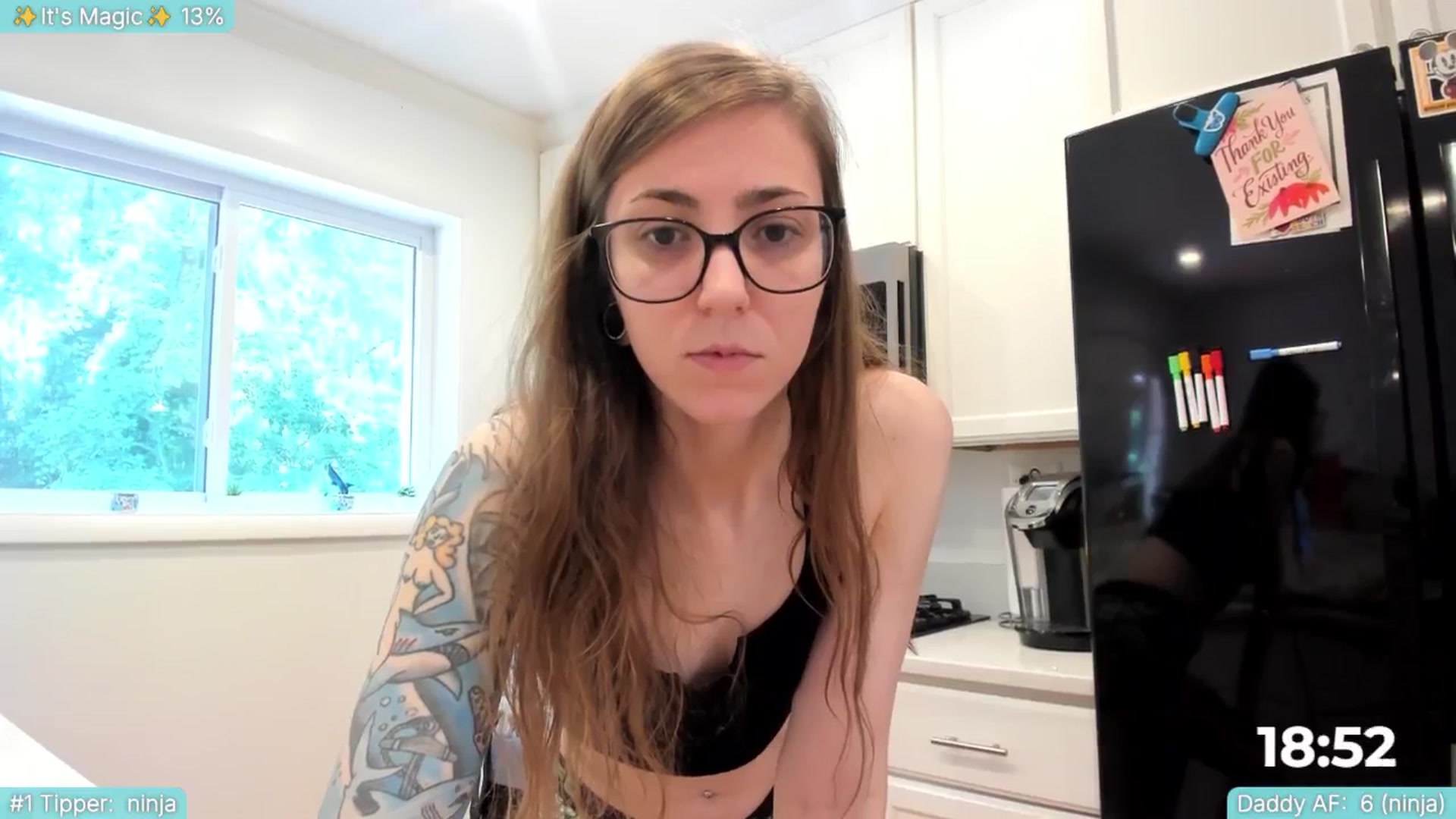 Gallery image thumbnail from TheSharkQueen's myfreecams stream on, 07/26/2025, 19:41 image 13 of 20