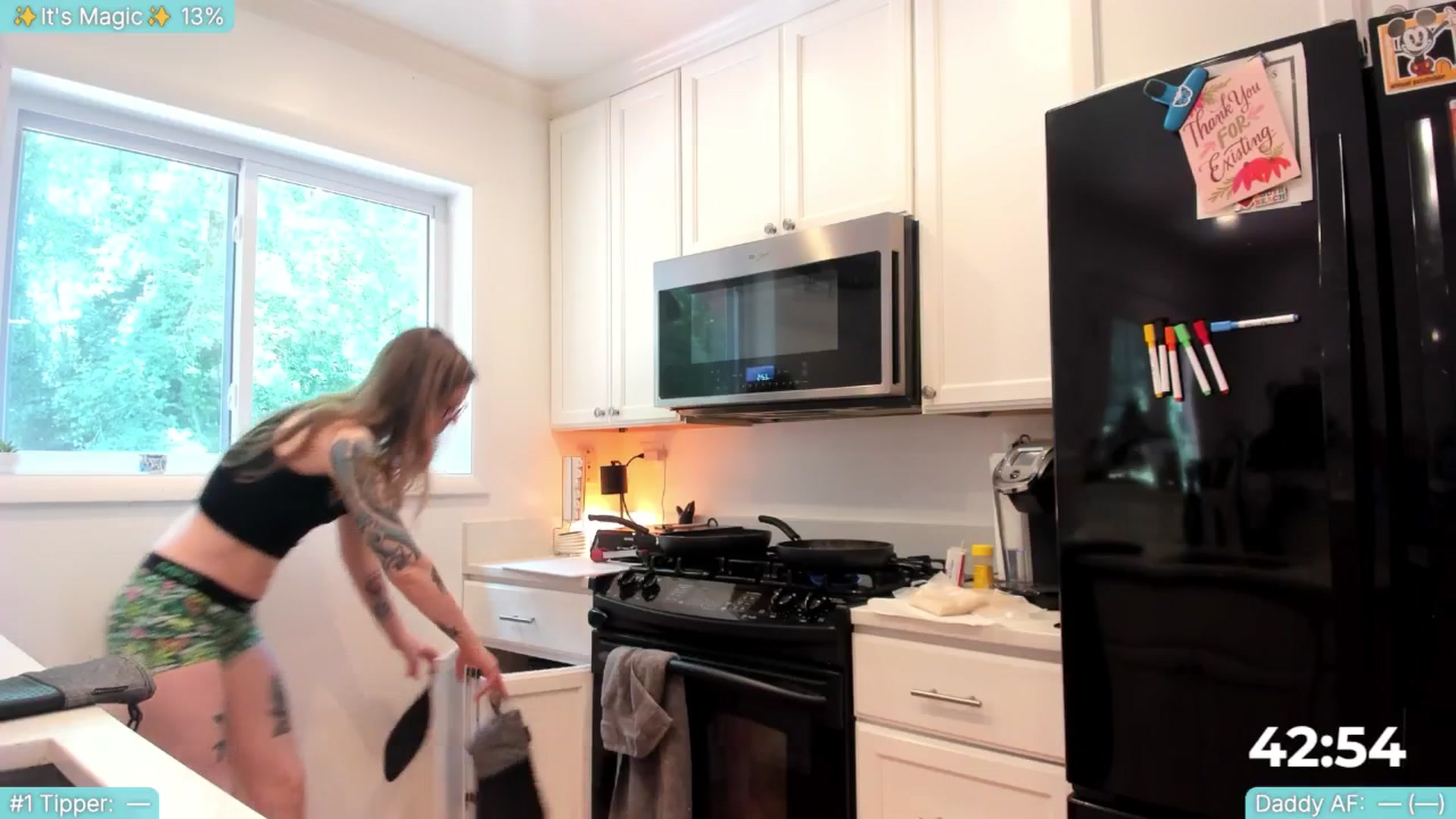 Gallery image thumbnail from TheSharkQueen's myfreecams stream on, 07/26/2025, 19:41 image 4 of 20