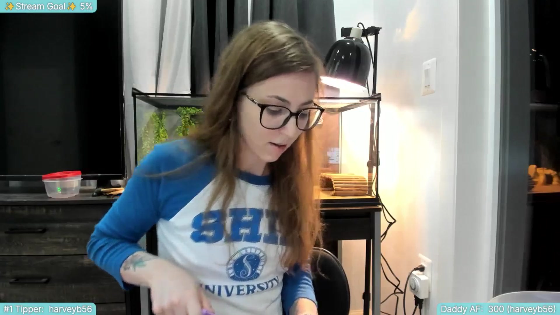 Gallery image thumbnail from TheSharkQueen's myfreecams stream on, 07/30/2025, 02:36 image 10 of 20
