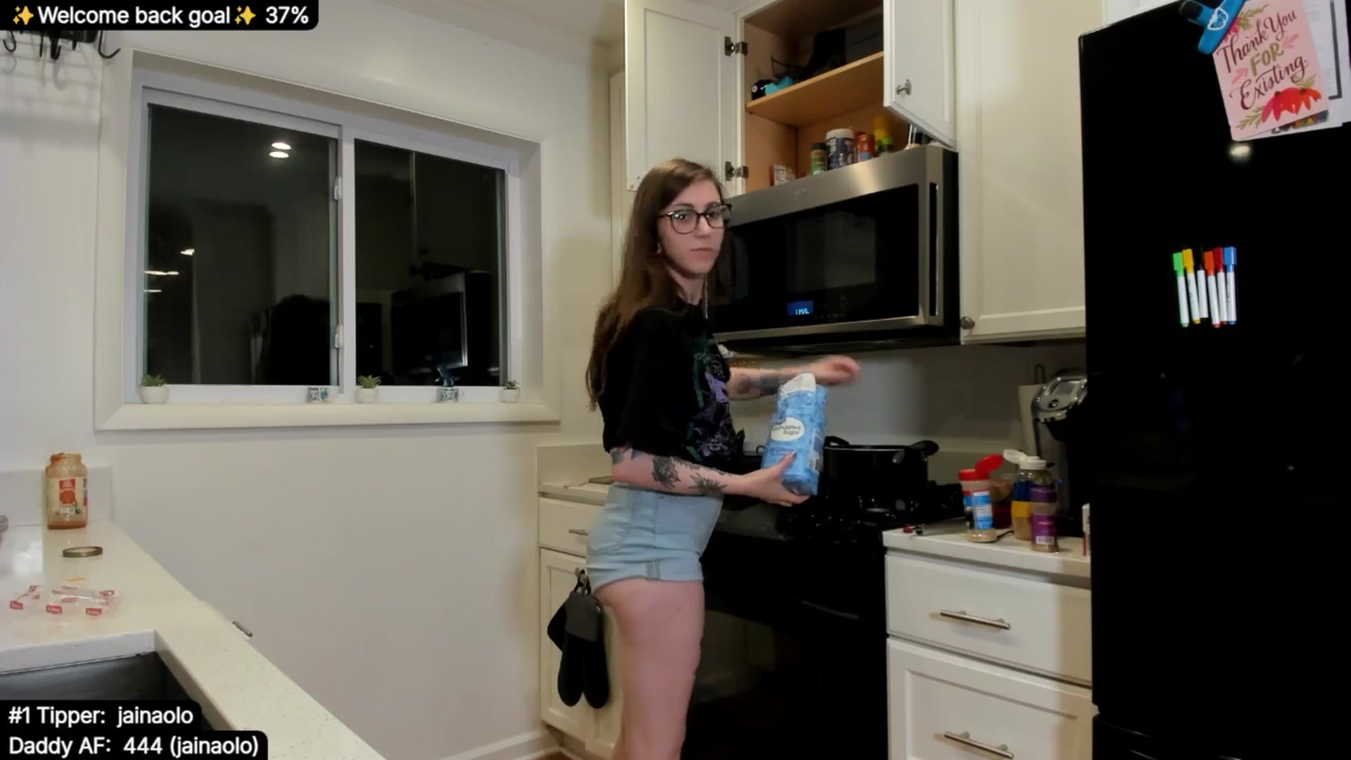 Gallery image thumbnail from TheSharkQueen's myfreecams stream on, 08/05/2025, 05:23 image 6 of 20