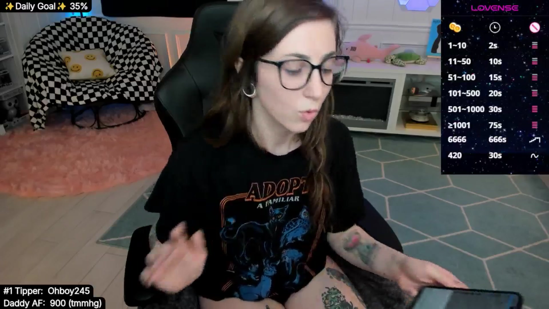 Gallery image thumbnail from TheSharkQueen's myfreecams stream on, 08/13/2025, 05:43 image 7 of 20