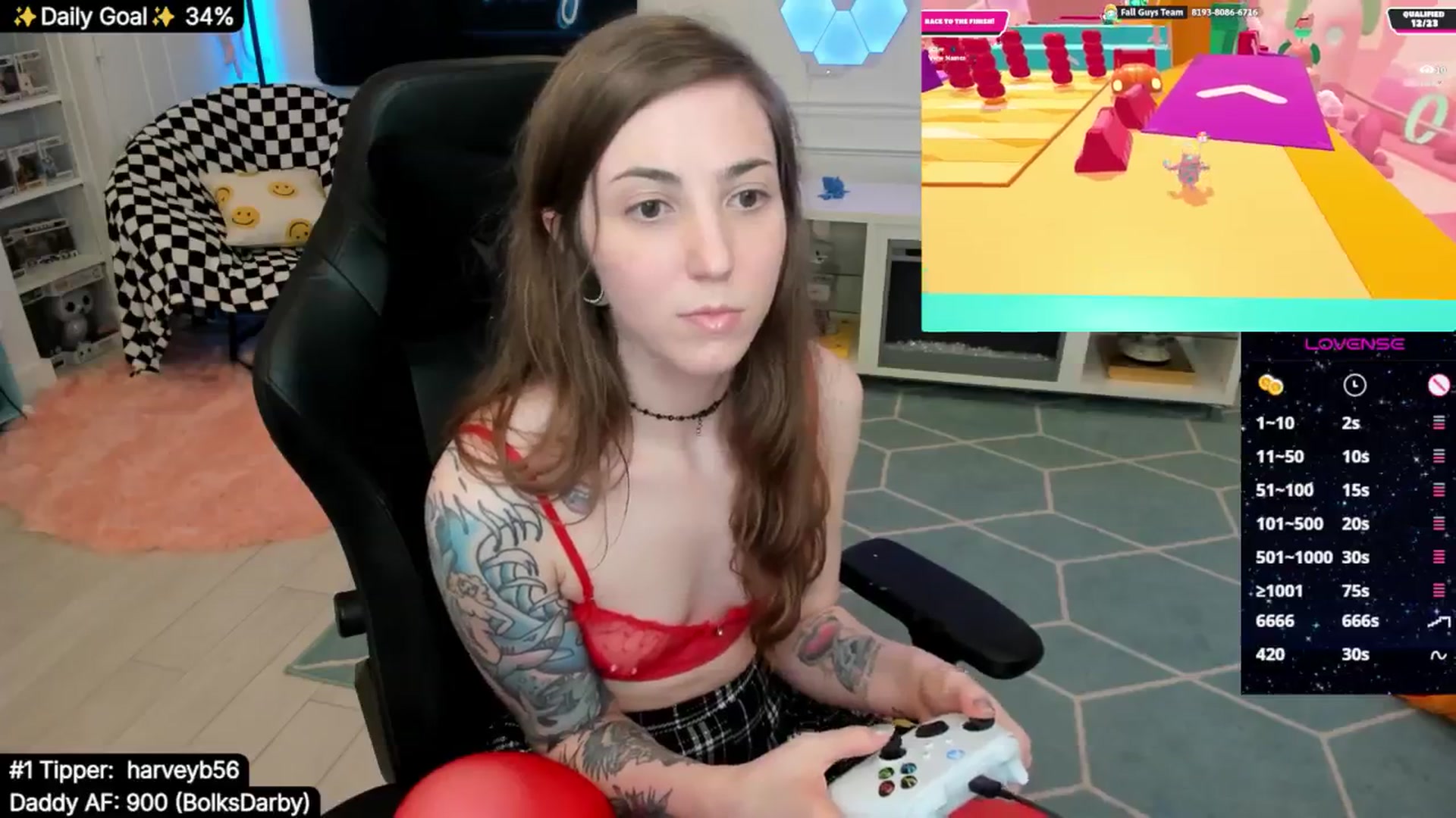 Gallery image thumbnail from TheSharkQueen's myfreecams stream on, 08/16/2025, 04:59 image 16 of 20