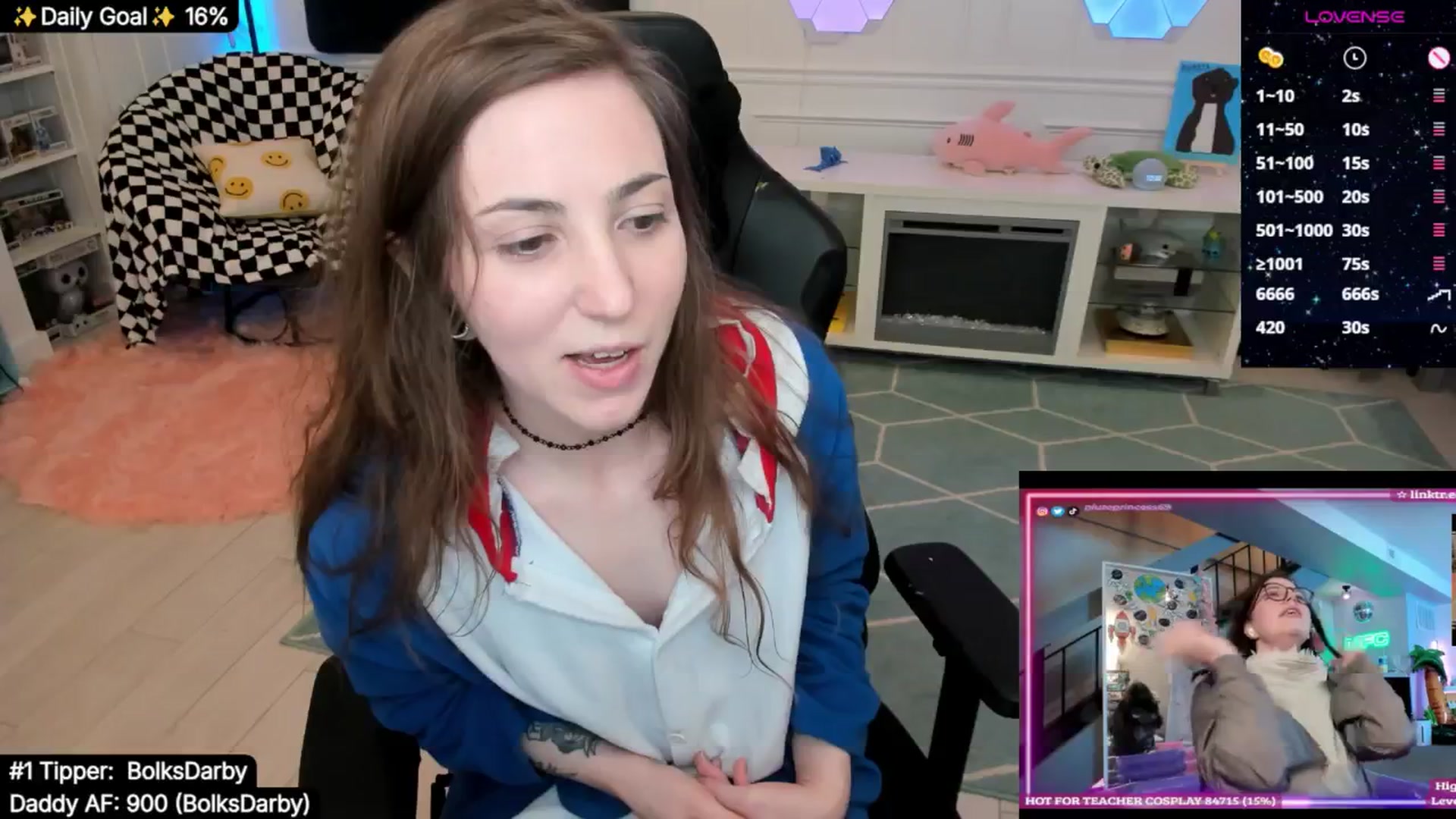 Gallery image thumbnail from TheSharkQueen's myfreecams stream on, 08/16/2025, 04:59 image 8 of 20