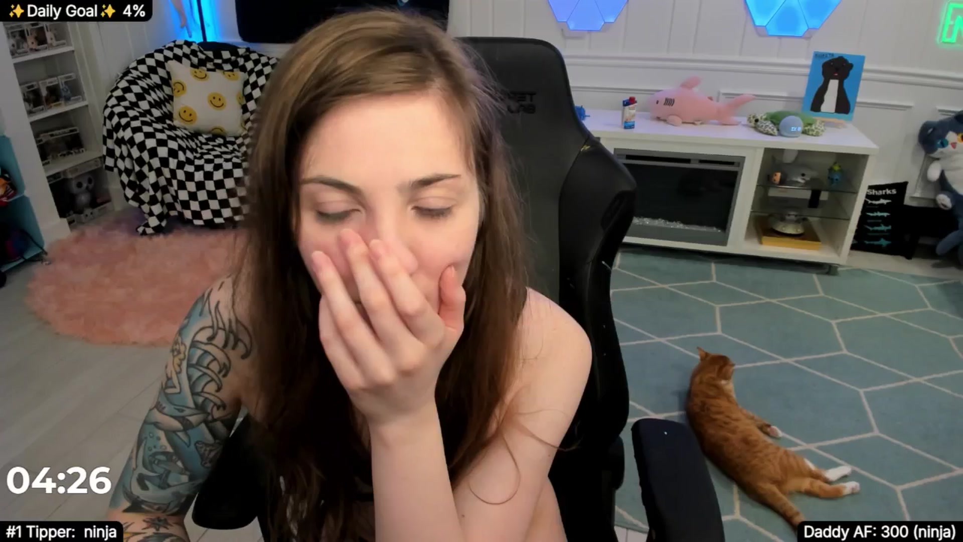 Gallery image thumbnail from TheSharkQueen's myfreecams stream on, 08/23/2025, 02:46 image 11 of 20