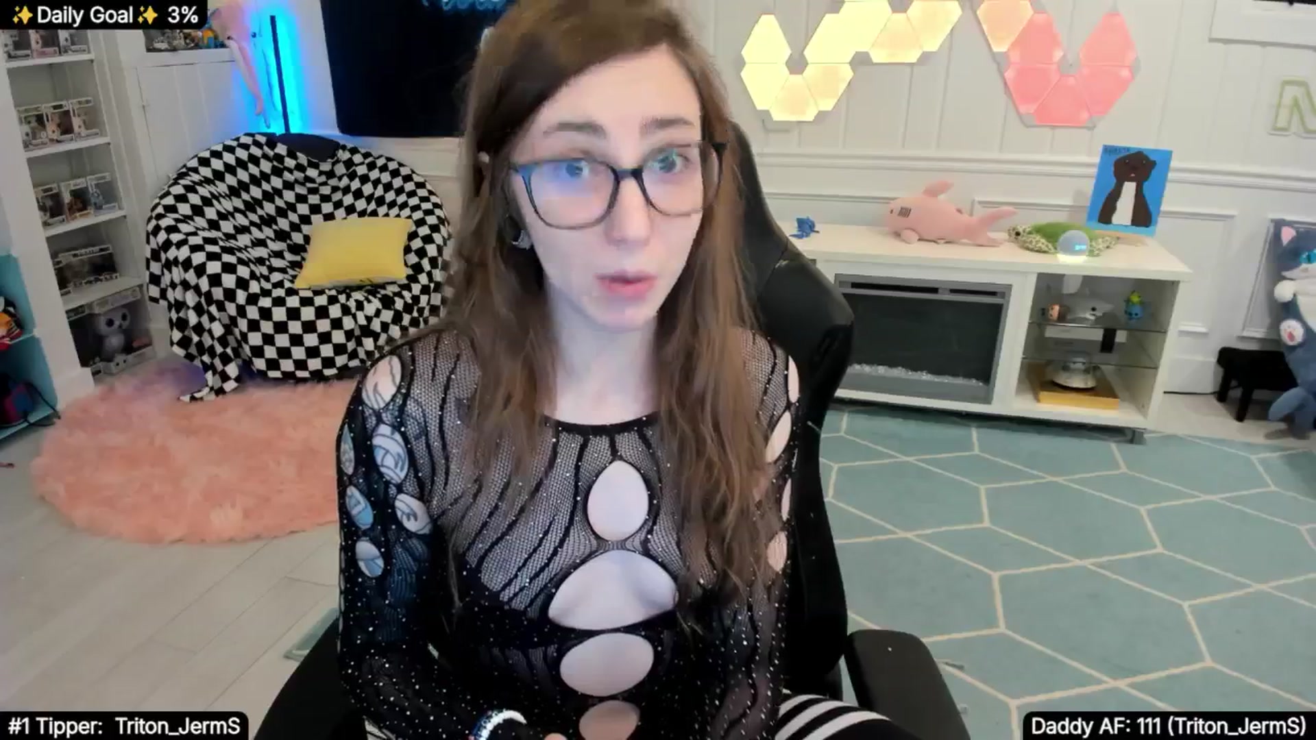 Gallery image thumbnail from TheSharkQueen's myfreecams stream on, 08/31/2025, 01:40 image 11 of 20