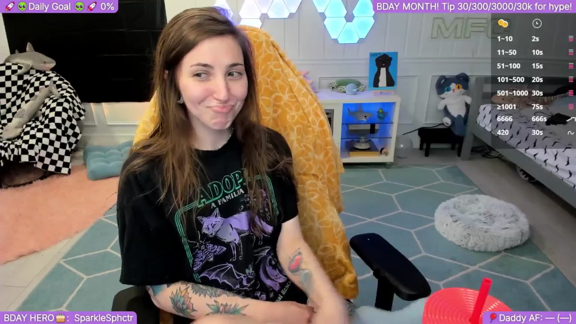 Gallery image thumbnail from TheSharkQueen's myfreecams stream on, 09/19/2025, 03:28 image 6 of 20