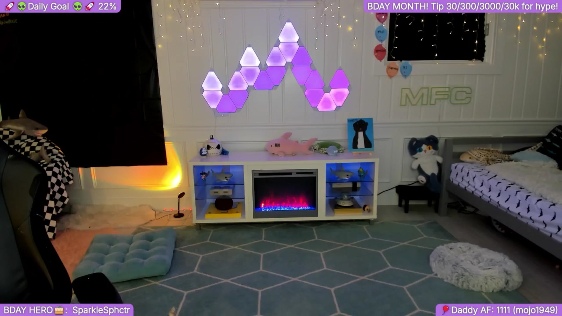 Gallery image thumbnail from TheSharkQueen's myfreecams stream on, 09/20/2025, 04:46 image 5 of 20