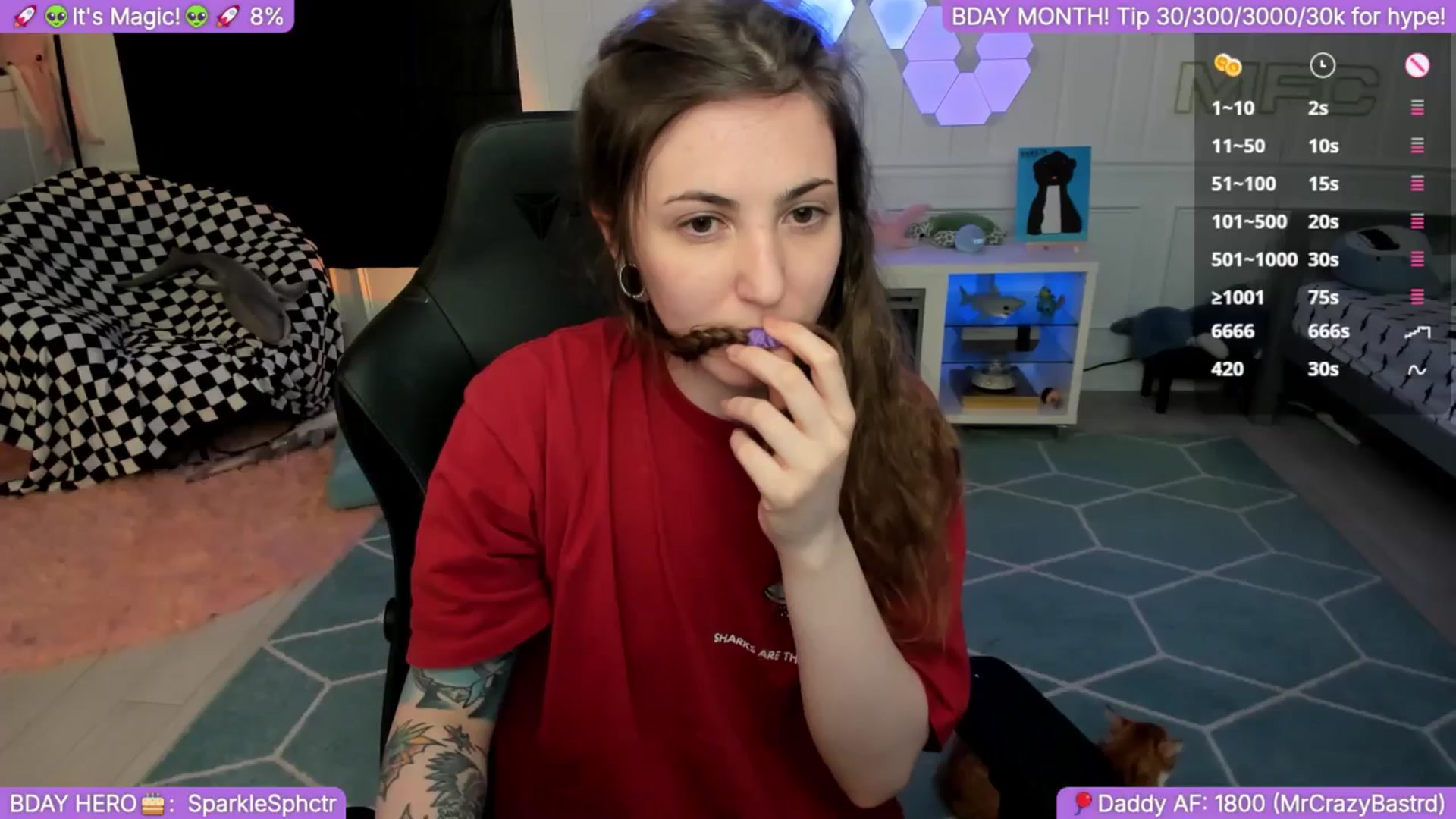 Gallery image thumbnail from TheSharkQueen's myfreecams stream on, 09/28/2025, 06:52 image 14 of 20