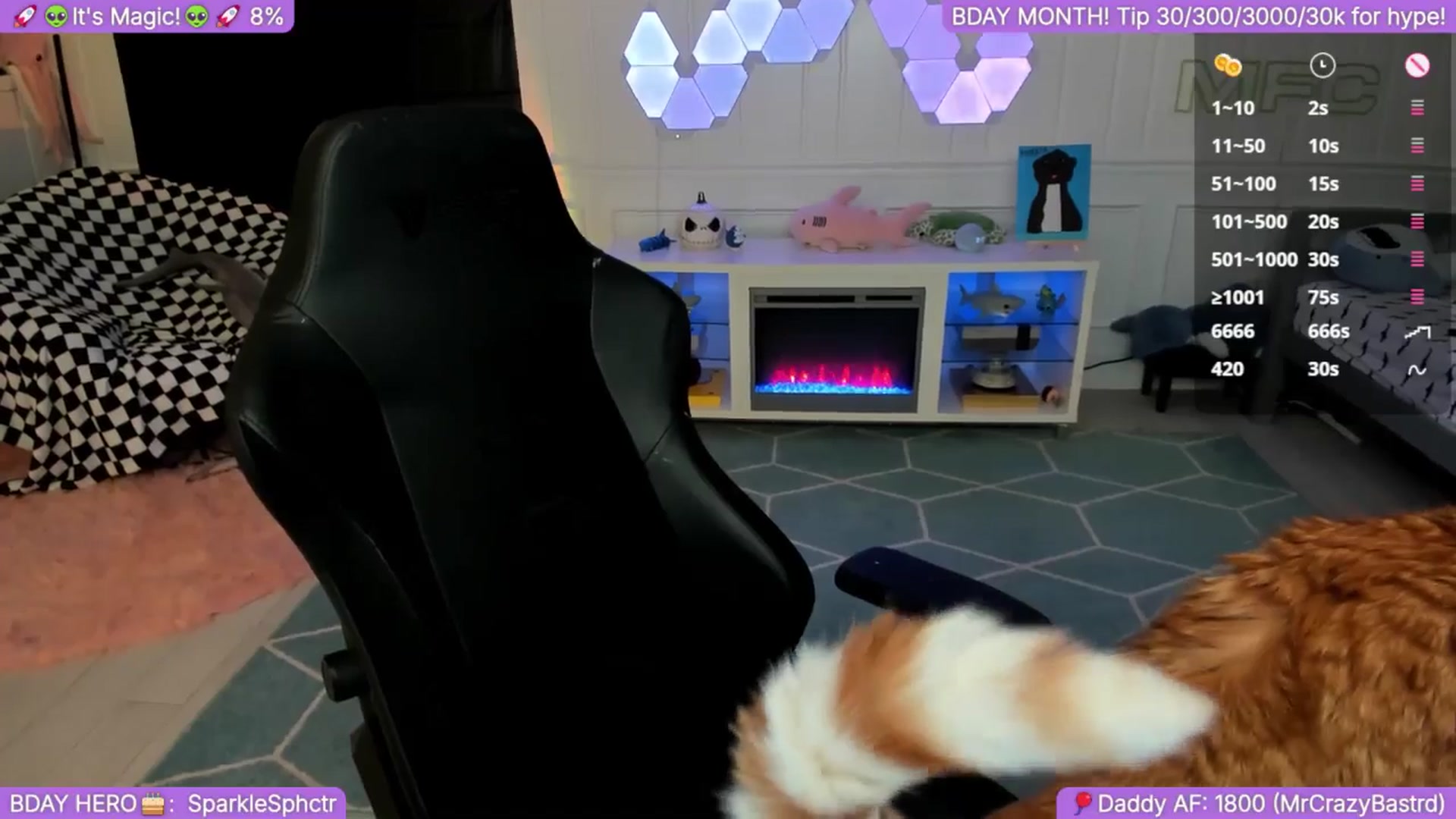 Gallery image thumbnail from TheSharkQueen's myfreecams stream on, 09/28/2025, 06:52 image 15 of 20
