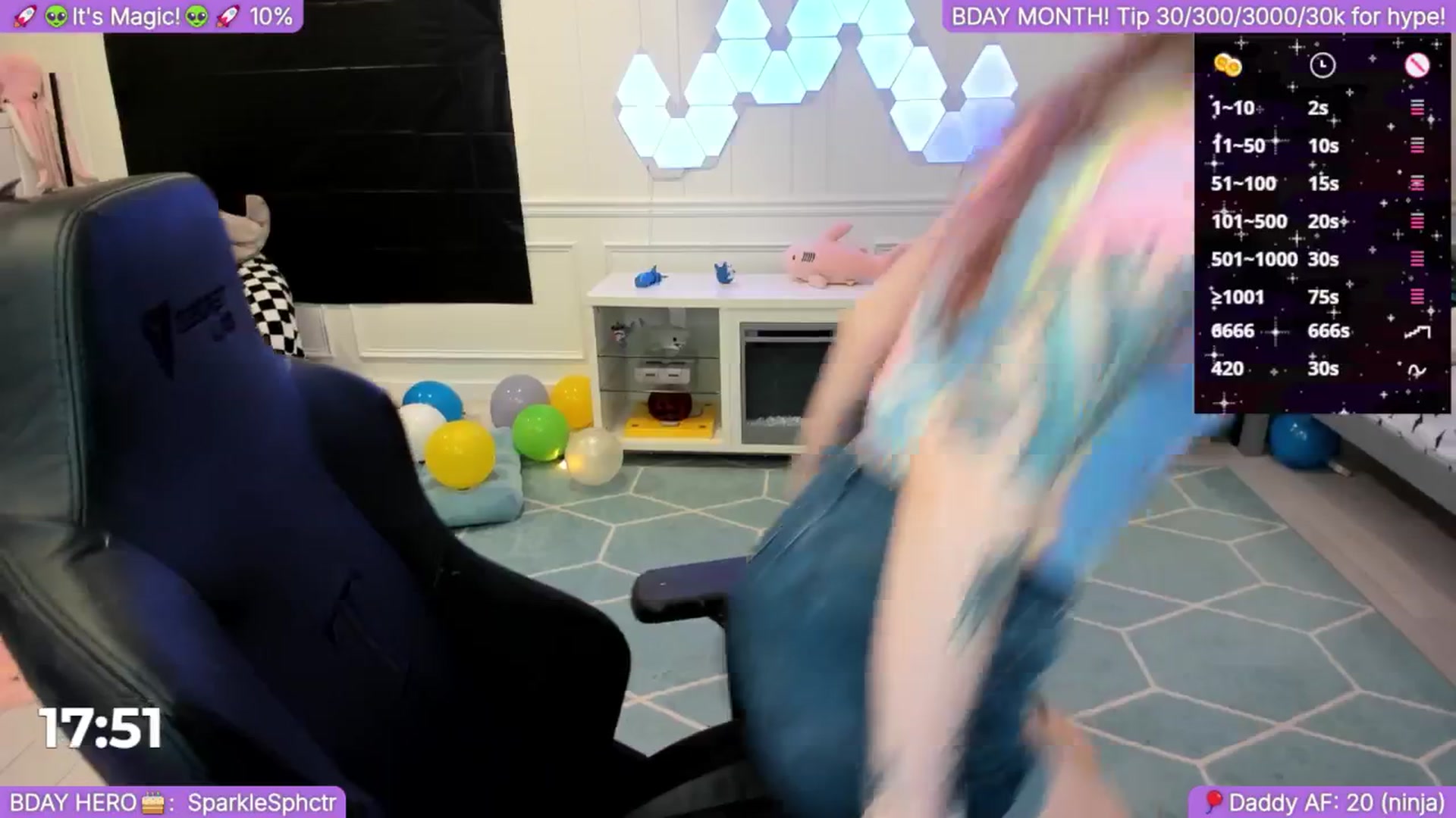 Gallery image thumbnail from TheSharkQueen's myfreecams stream on, 09/29/2025, 20:22 image 15 of 20
