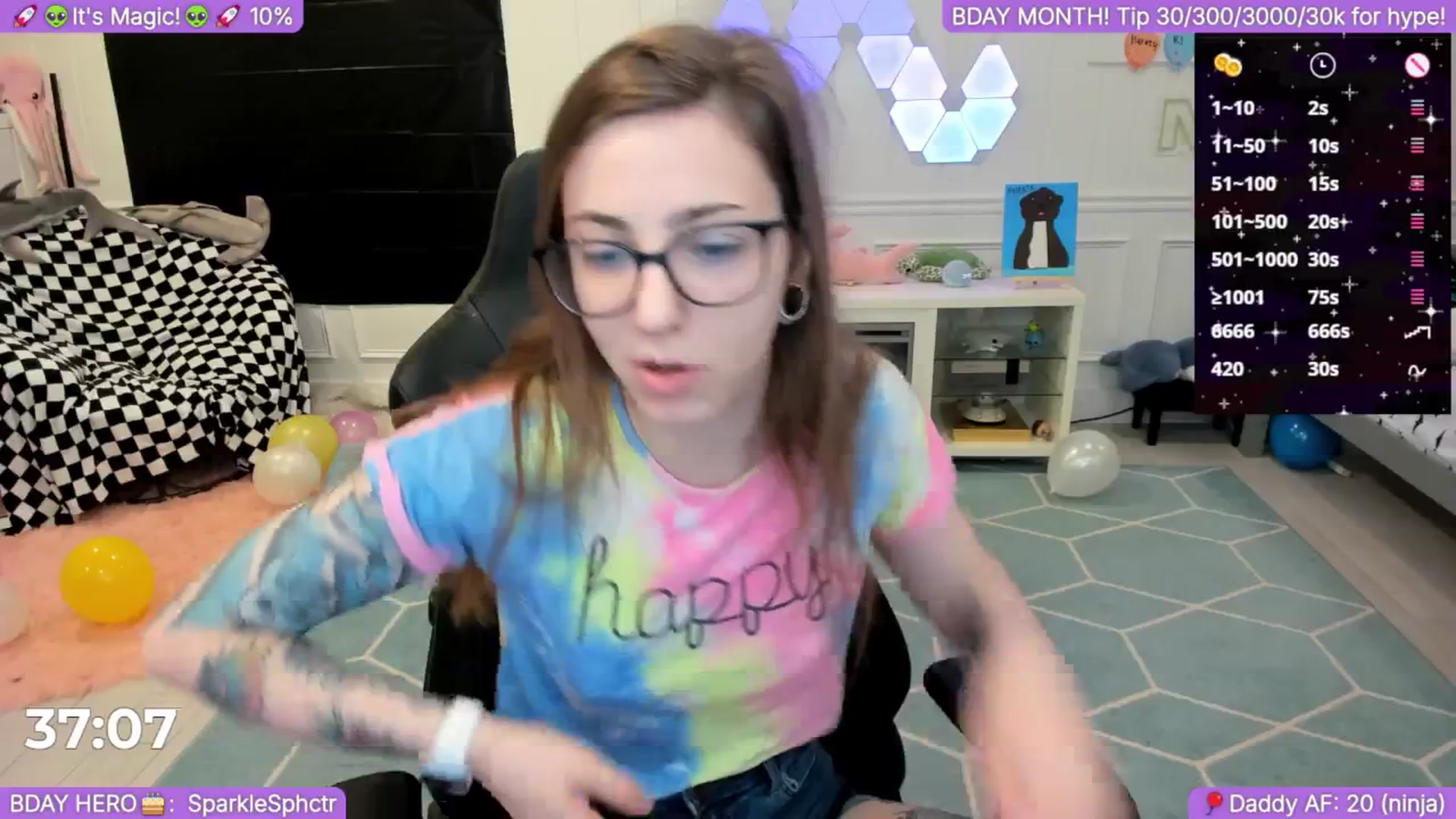 Gallery image thumbnail from TheSharkQueen's myfreecams stream on, 09/29/2025, 20:22 image 8 of 20