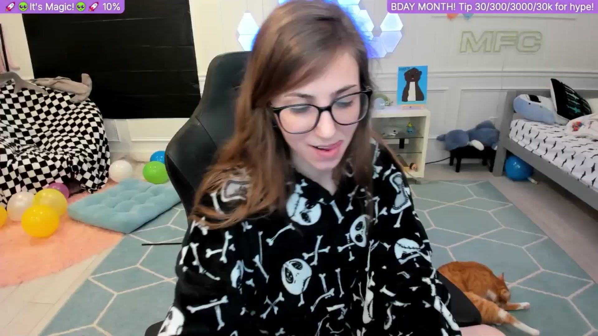 Gallery image thumbnail from TheSharkQueen's myfreecams stream on, 09/30/2025, 05:43 image 1 of 20