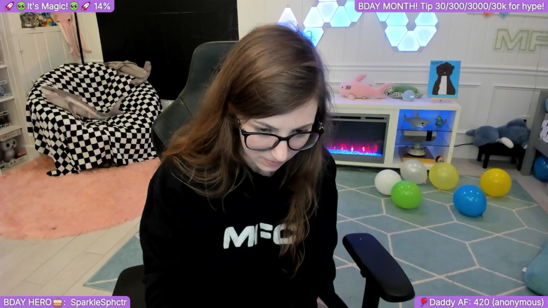 Gallery image thumbnail from TheSharkQueen's myfreecams stream on, 10/01/2025, 06:01 image 7 of 20