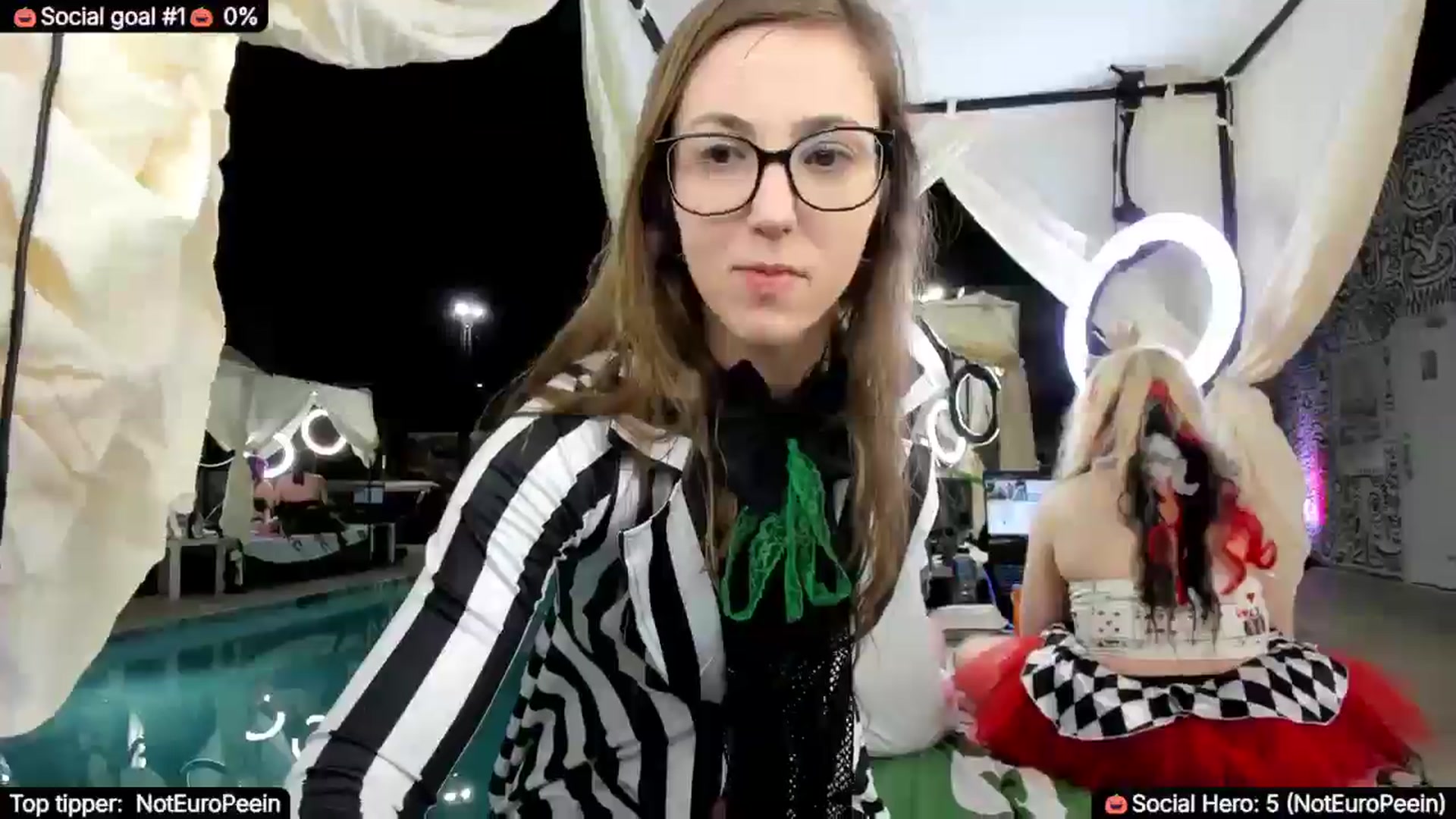 Gallery image thumbnail from TheSharkQueen's myfreecams stream on, 10/07/2025, 01:50 image 12 of 20