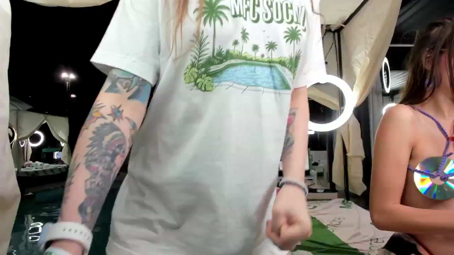 Gallery image thumbnail from TheSharkQueen's myfreecams stream on, 10/07/2025, 05:45 image 7 of 20