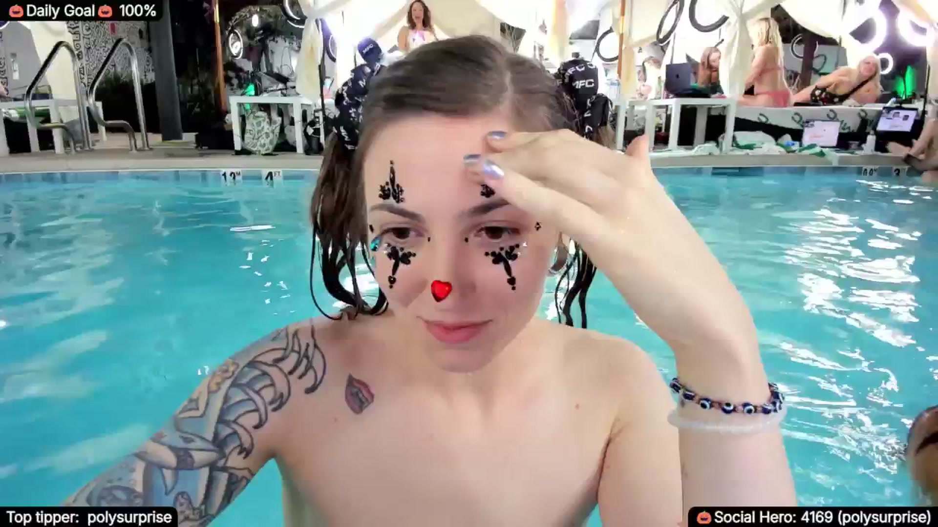 Gallery image thumbnail from TheSharkQueen's myfreecams stream on, 10/08/2025, 08:12 image 14 of 20