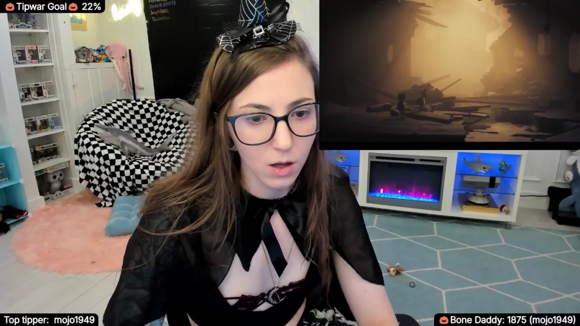 Gallery image thumbnail from TheSharkQueen's myfreecams stream on, 10/12/2025, 04:07 image 13 of 20