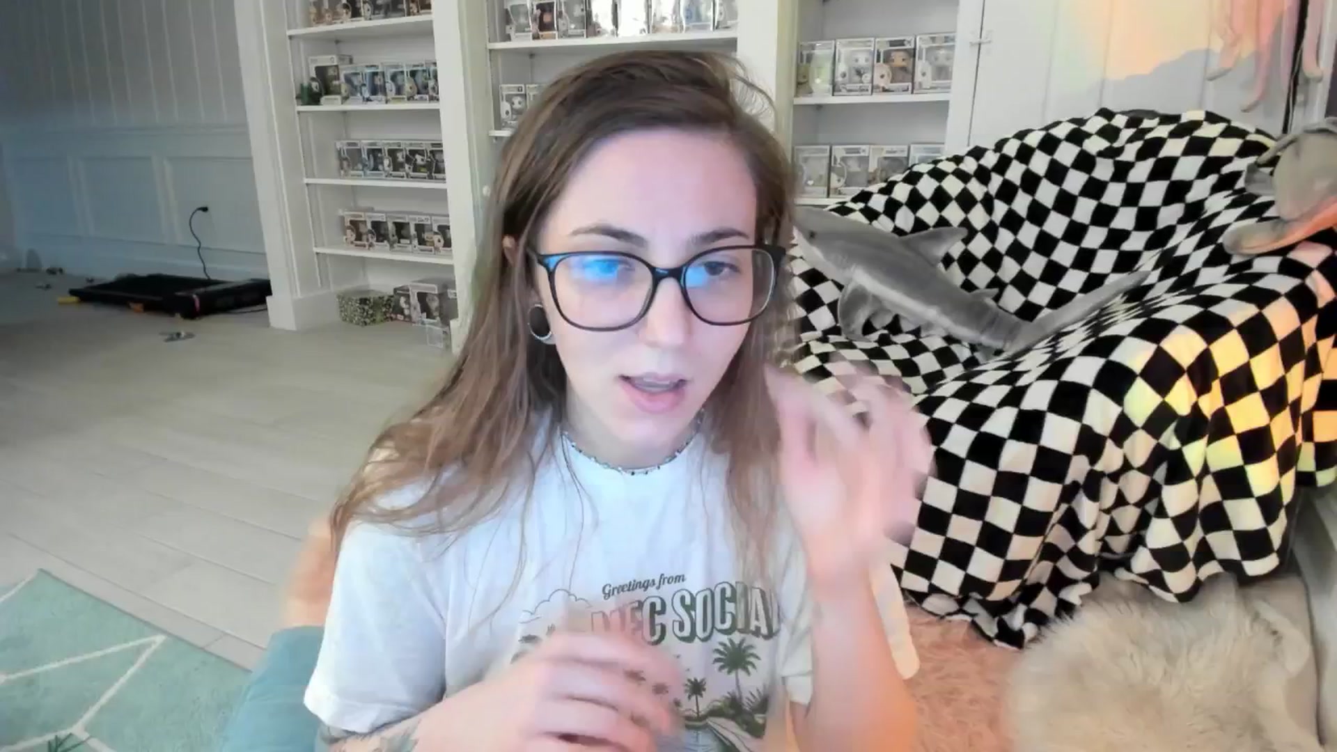 Gallery image thumbnail from TheSharkQueen's myfreecams stream on, 10/14/2025, 05:57 image 5 of 20