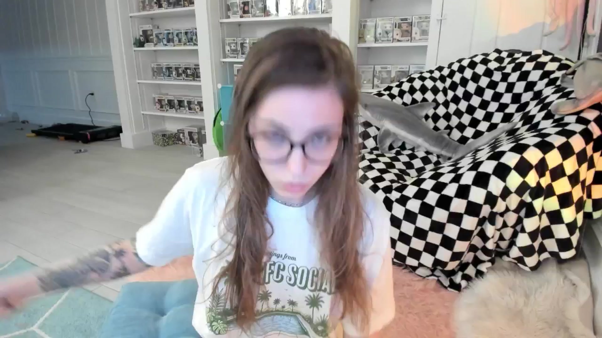Gallery image thumbnail from TheSharkQueen's myfreecams stream on, 10/14/2025, 05:57 image 8 of 20
