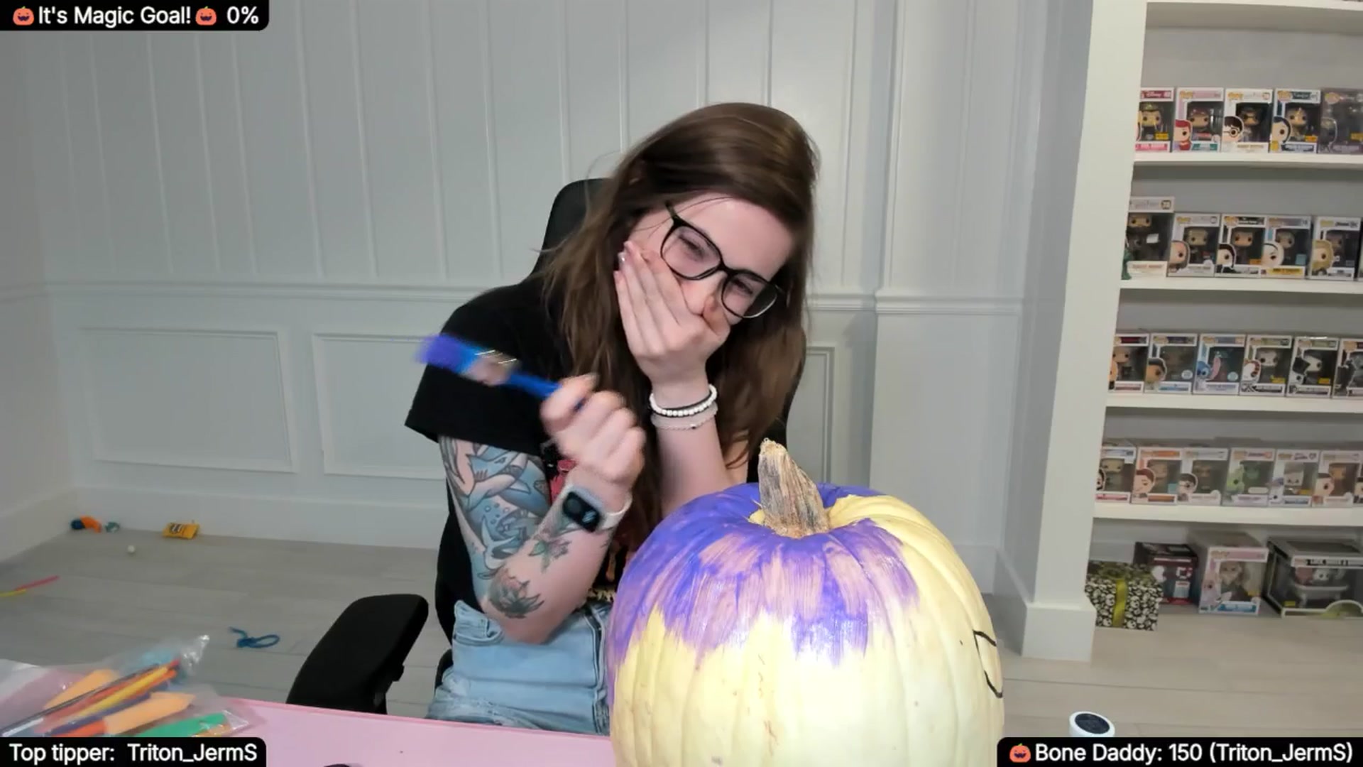Gallery image thumbnail from TheSharkQueen's myfreecams stream on, 10/24/2025, 04:57 image 3 of 20