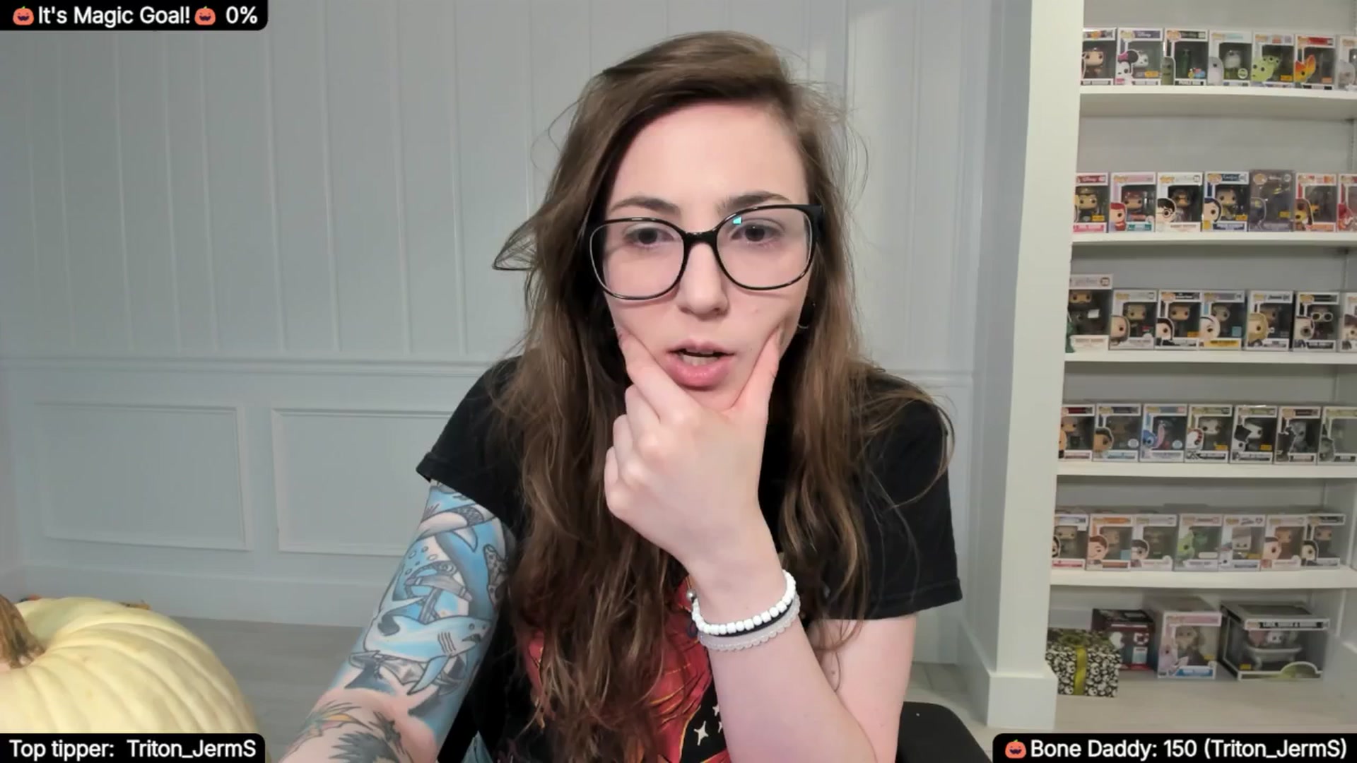 Gallery image thumbnail from TheSharkQueen's myfreecams stream on, 10/24/2025, 04:57 image 2 of 20