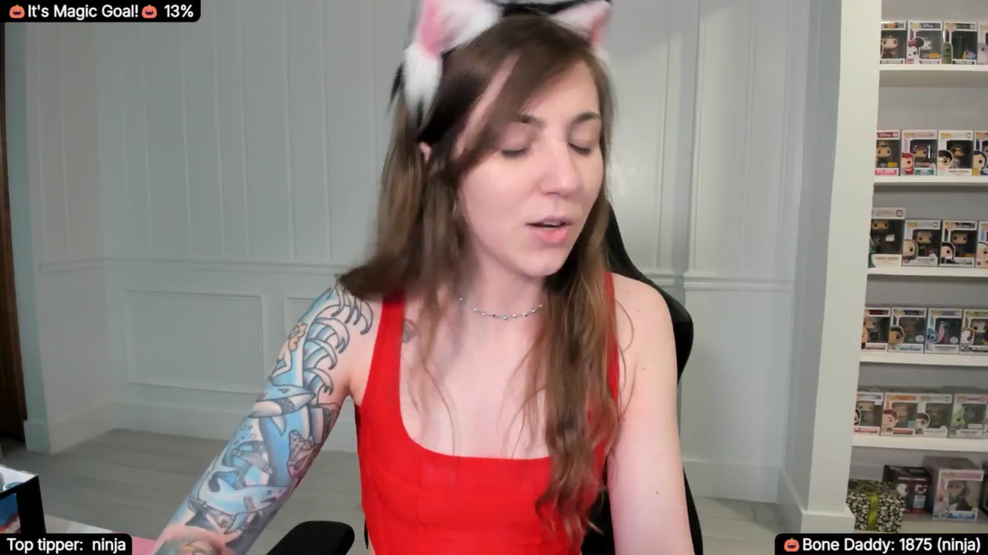 Gallery image thumbnail from TheSharkQueen's myfreecams stream on, 10/25/2025, 06:41 image 20 of 20