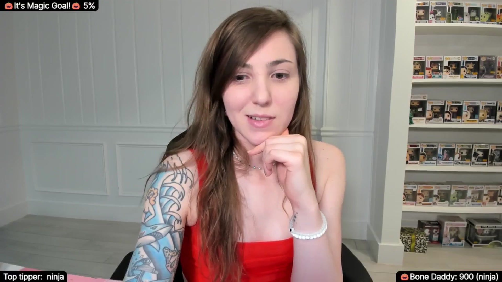 Gallery image thumbnail from TheSharkQueen's myfreecams stream on, 10/25/2025, 06:41 image 3 of 20