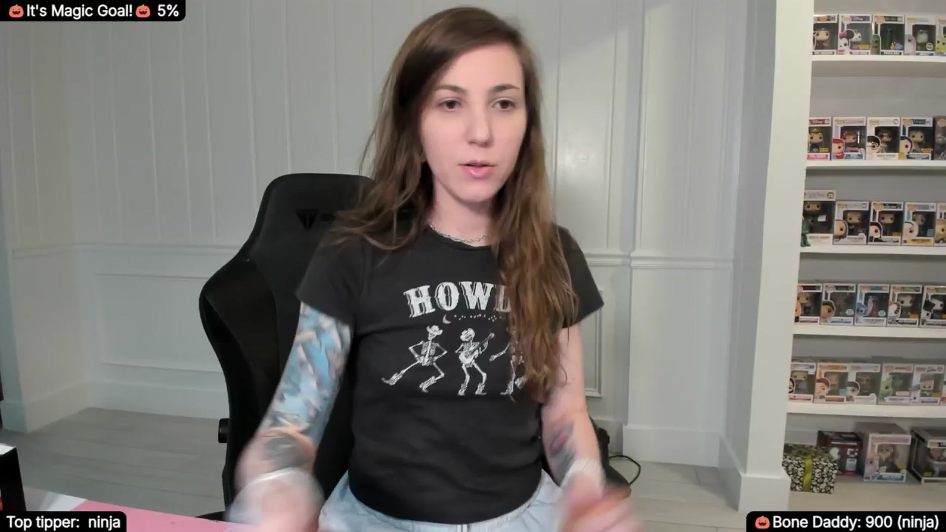 Gallery image thumbnail from TheSharkQueen's myfreecams stream on, 10/25/2025, 06:41 image 1 of 20