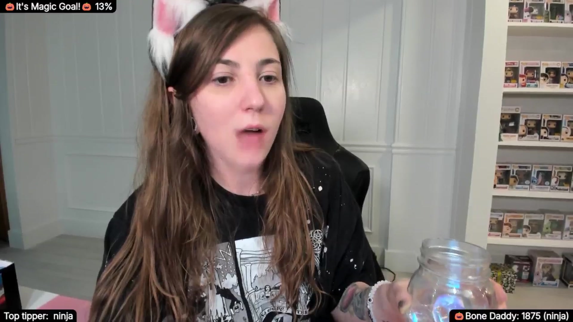 Gallery image thumbnail from TheSharkQueen's myfreecams stream on, 10/25/2025, 09:12 image 9 of 20