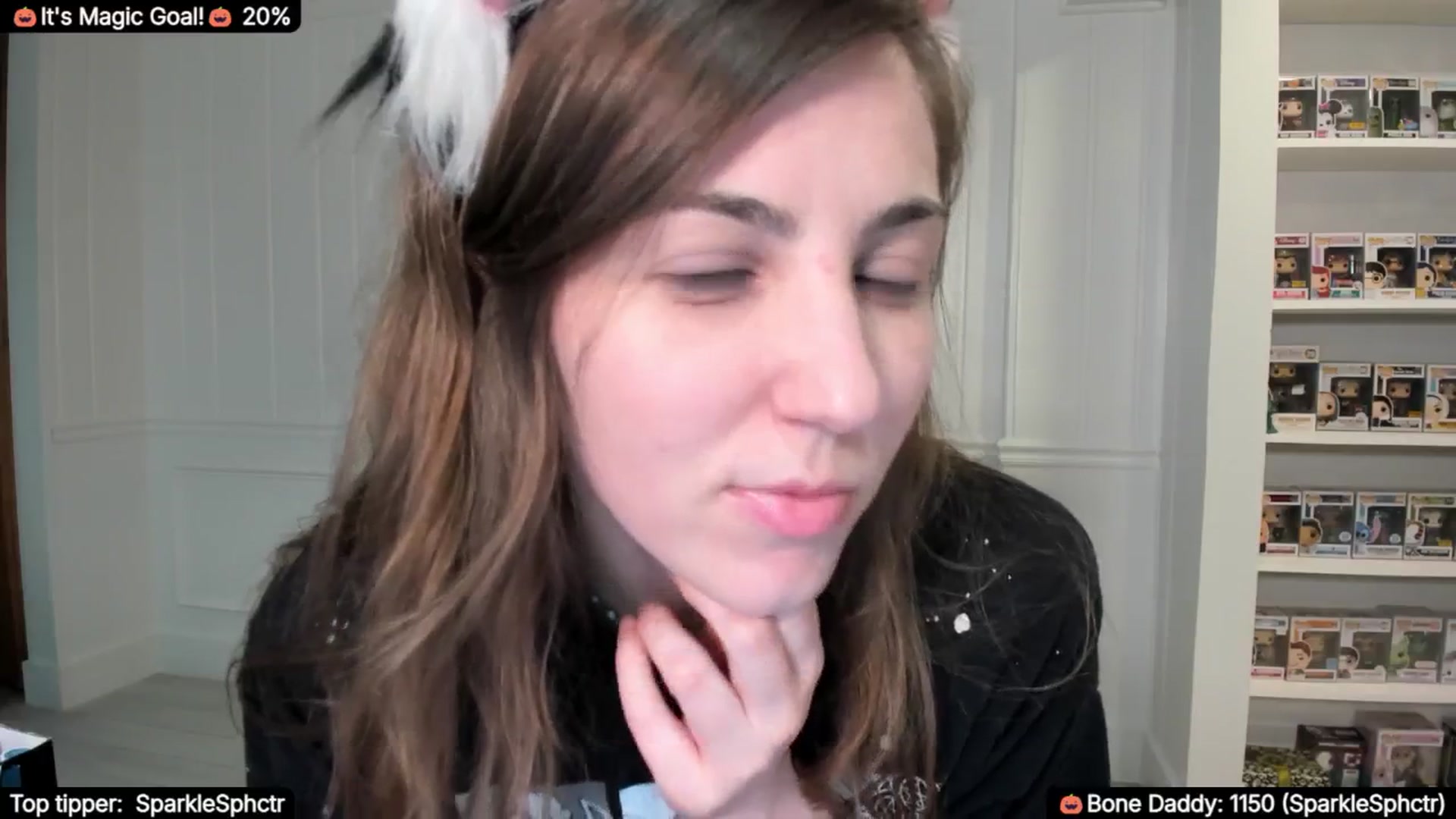 Gallery image thumbnail from TheSharkQueen's myfreecams stream on, 10/25/2025, 09:12 image 15 of 20