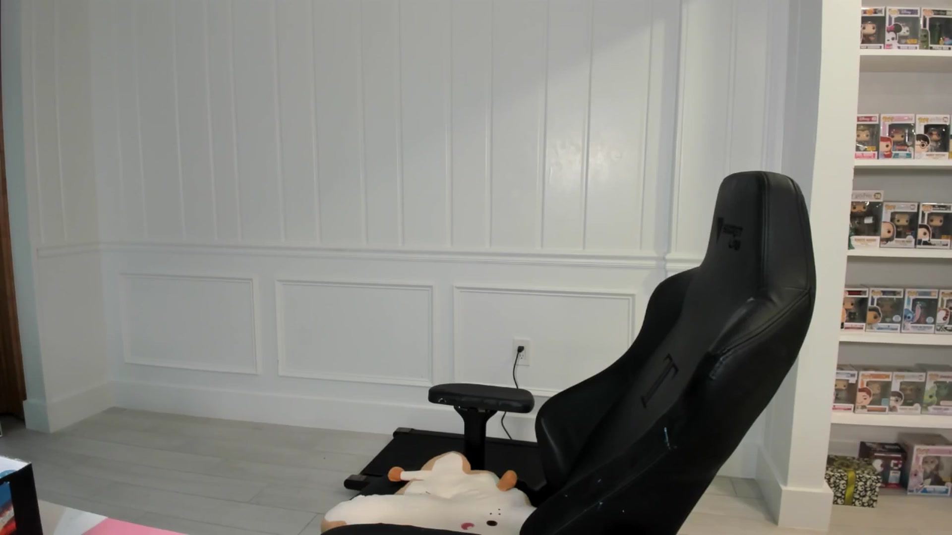 Gallery image thumbnail from TheSharkQueen's myfreecams stream on, 10/26/2025, 09:23 image 5 of 20